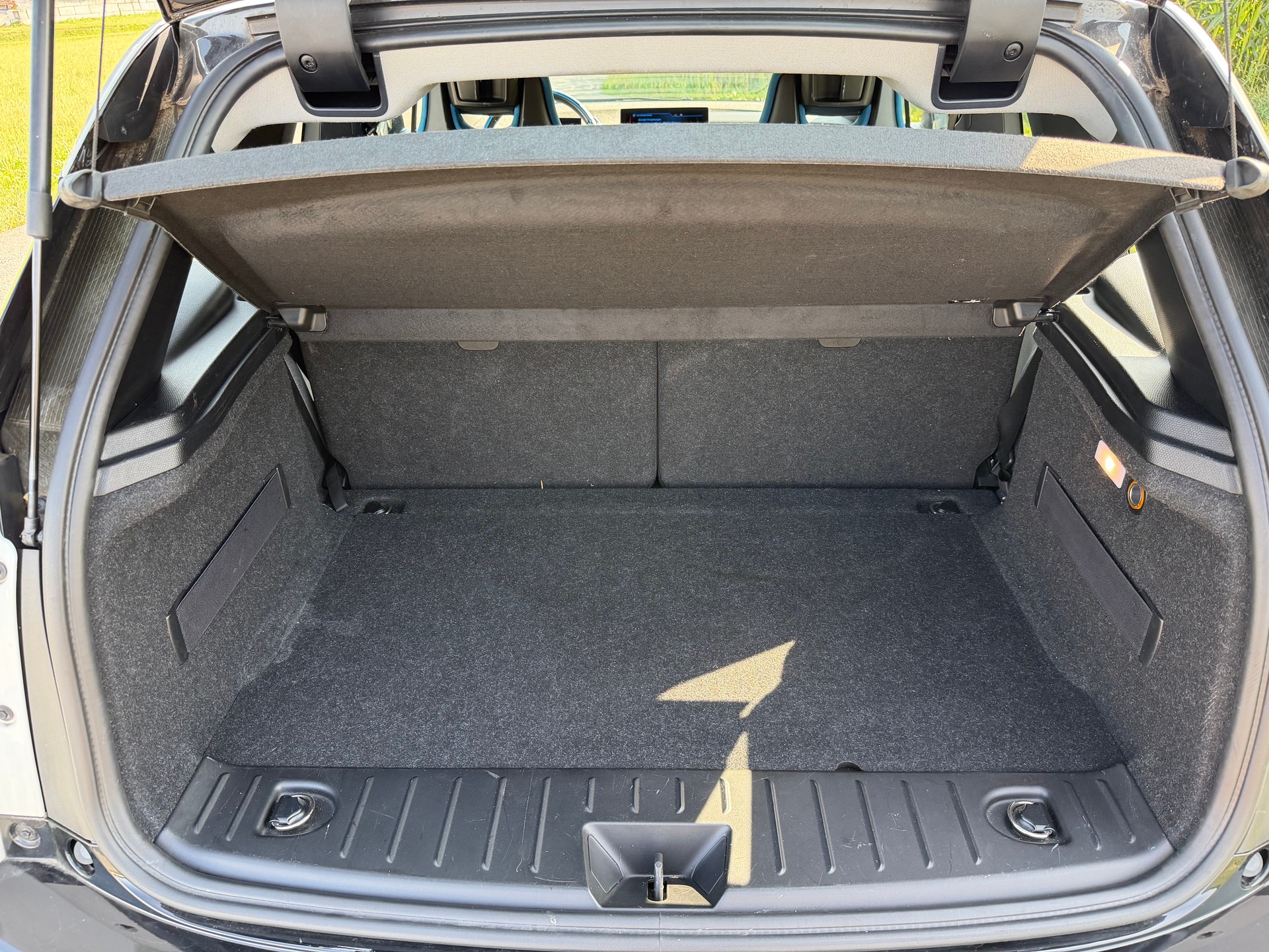 BMW i3 (94Ah) Range Extender-image-11