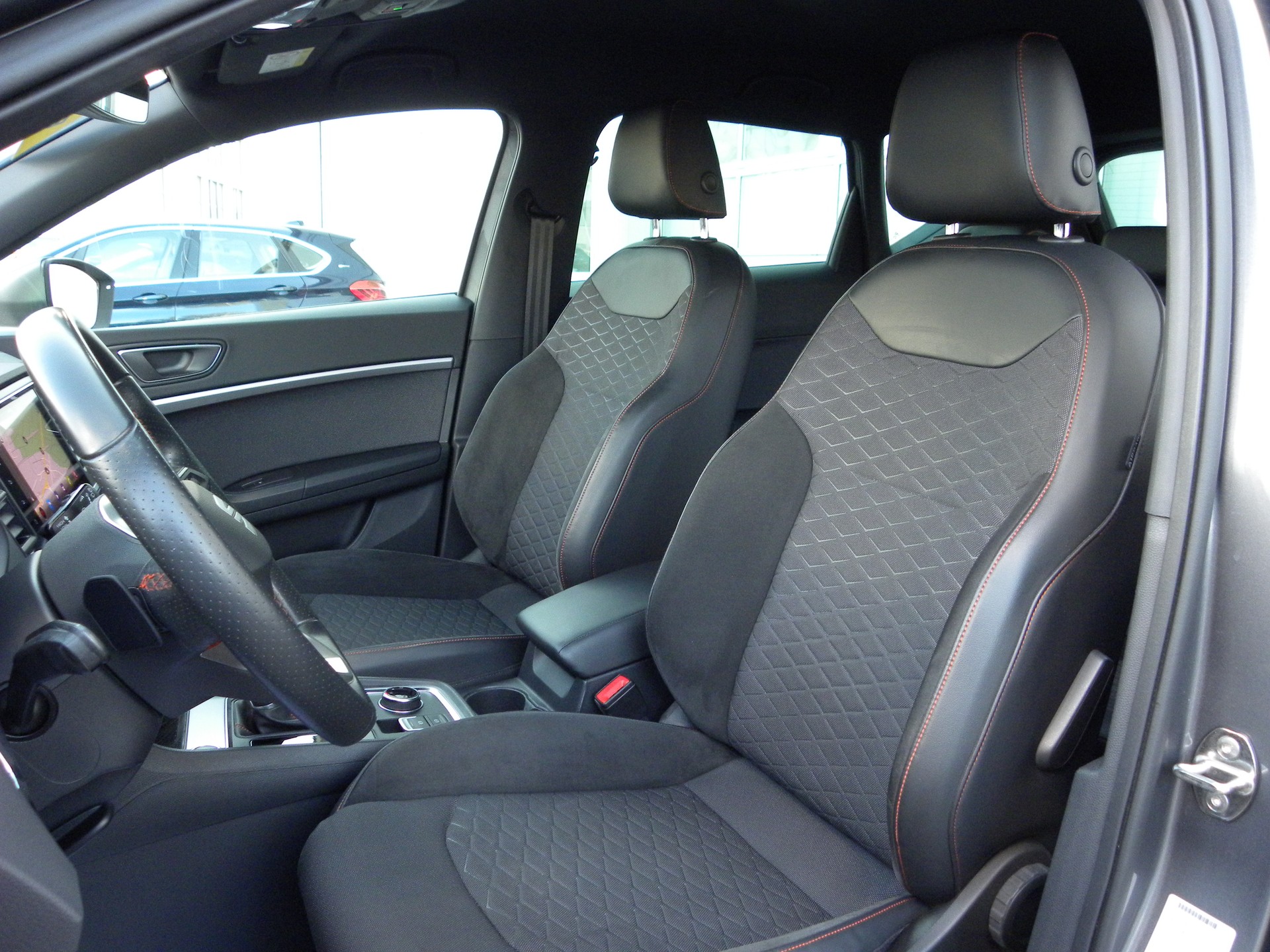 SEAT Ateca 1.5 TSI EVO DSG FR-image-8