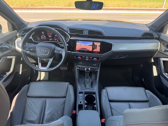 AUDI Q3 Sportback 40 TFSI S line quattro S-tronic-image-8