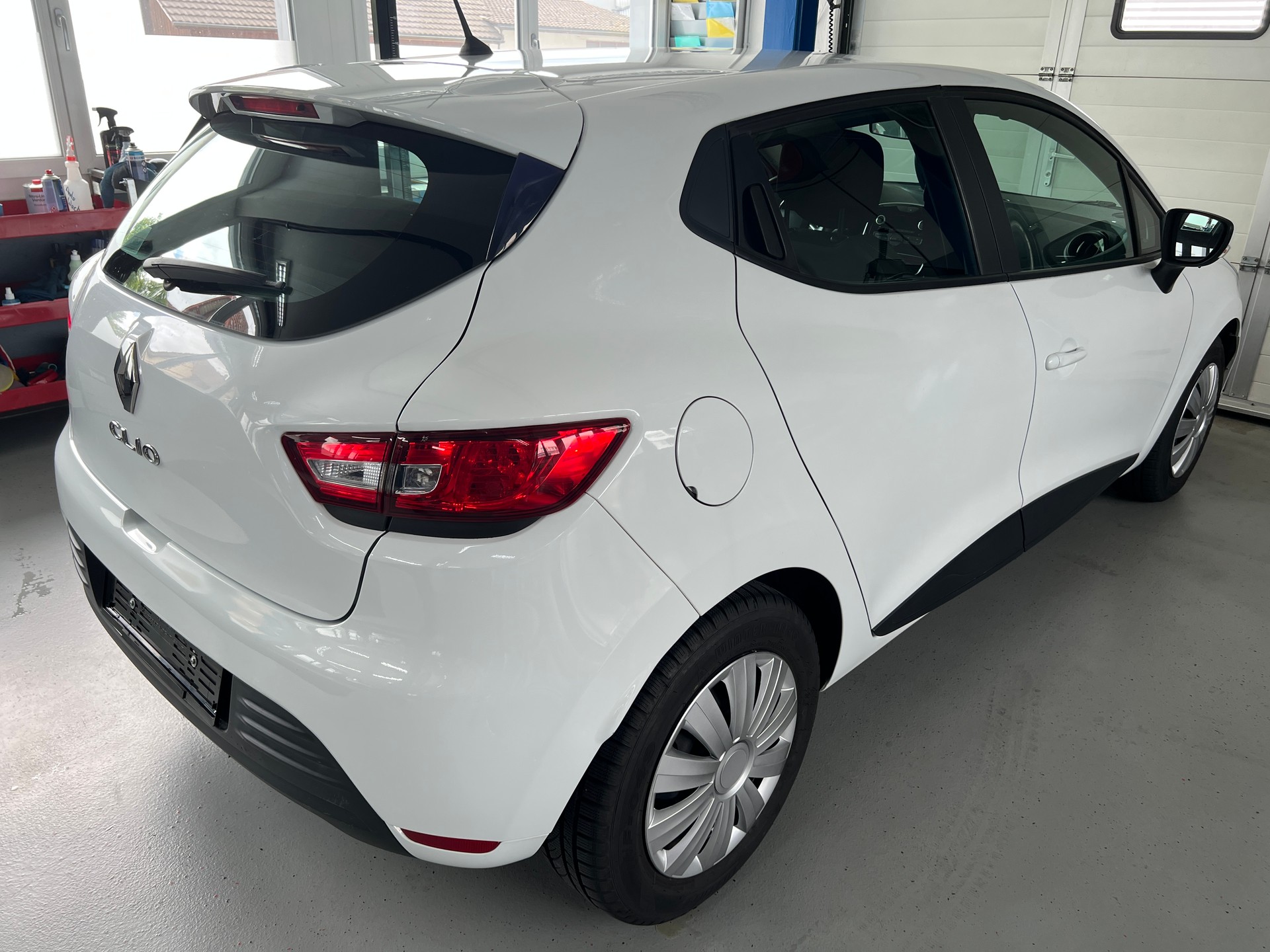 RENAULT Clio 1.2 16V Zen-image-3