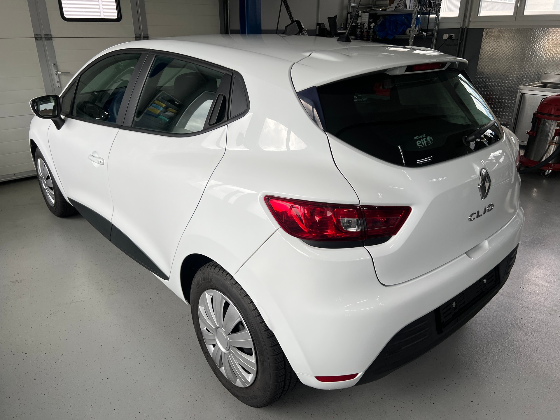 RENAULT Clio 1.2 16V Zen-image-2