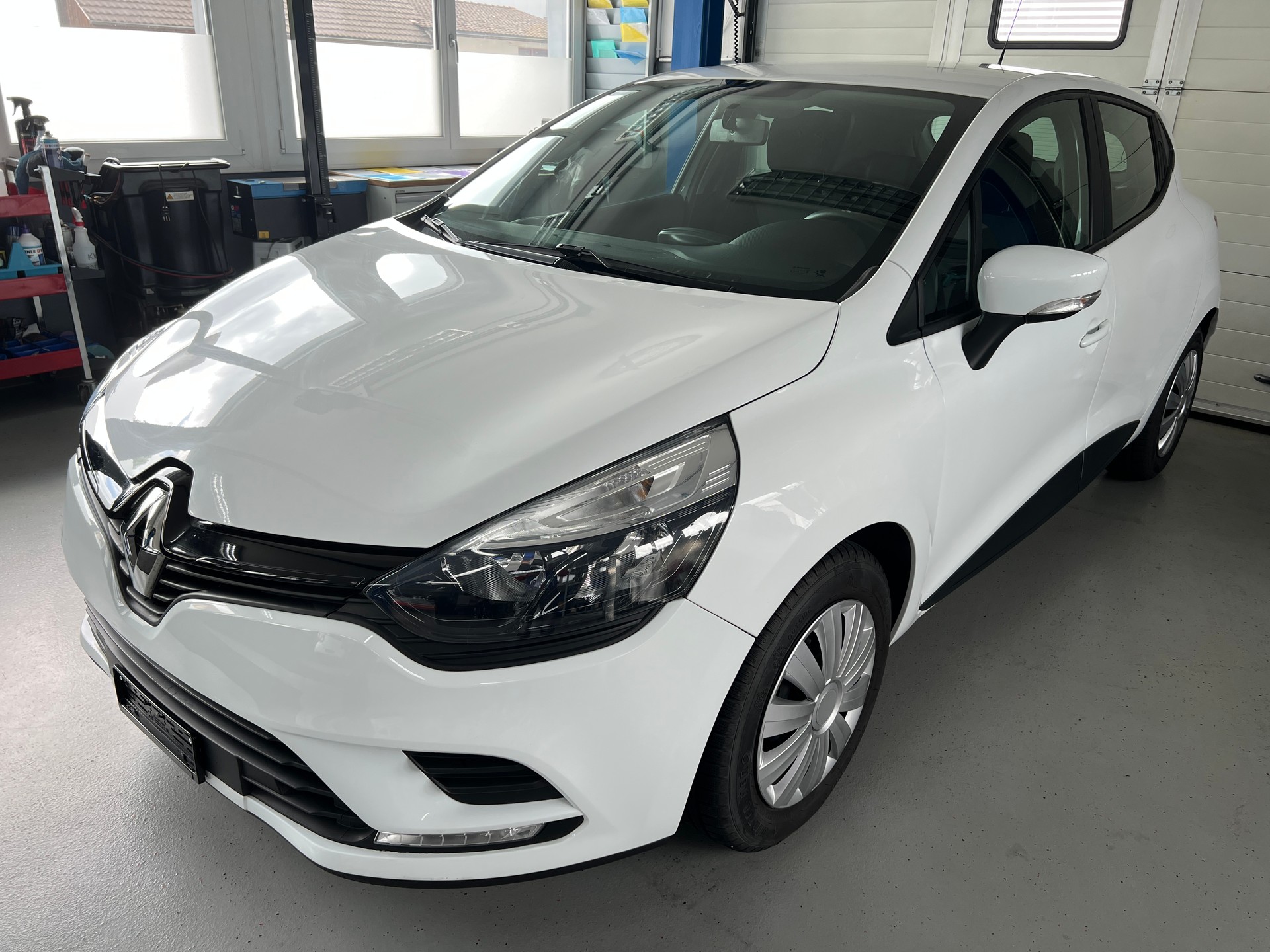 RENAULT Clio 1.2 16V Zen-image-0