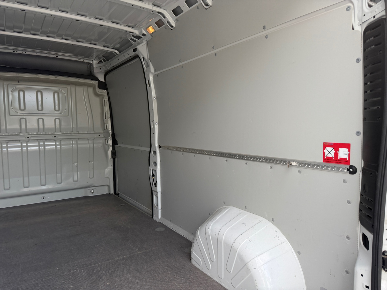FIAT Ducato 35 L3H2 - 3 Jahre Gratis Service-image-17
