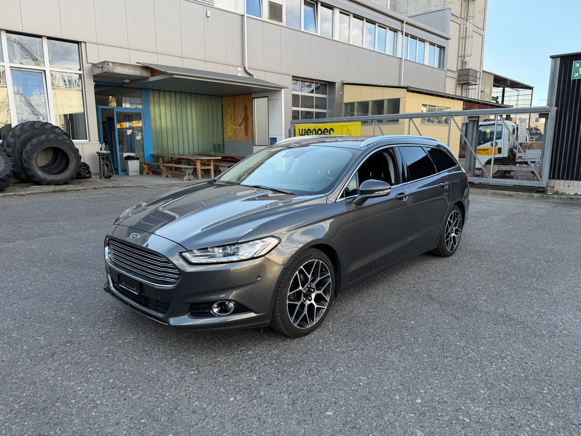 FORD Mondeo 2.0 TDCi Titanium PowerShift-image-1