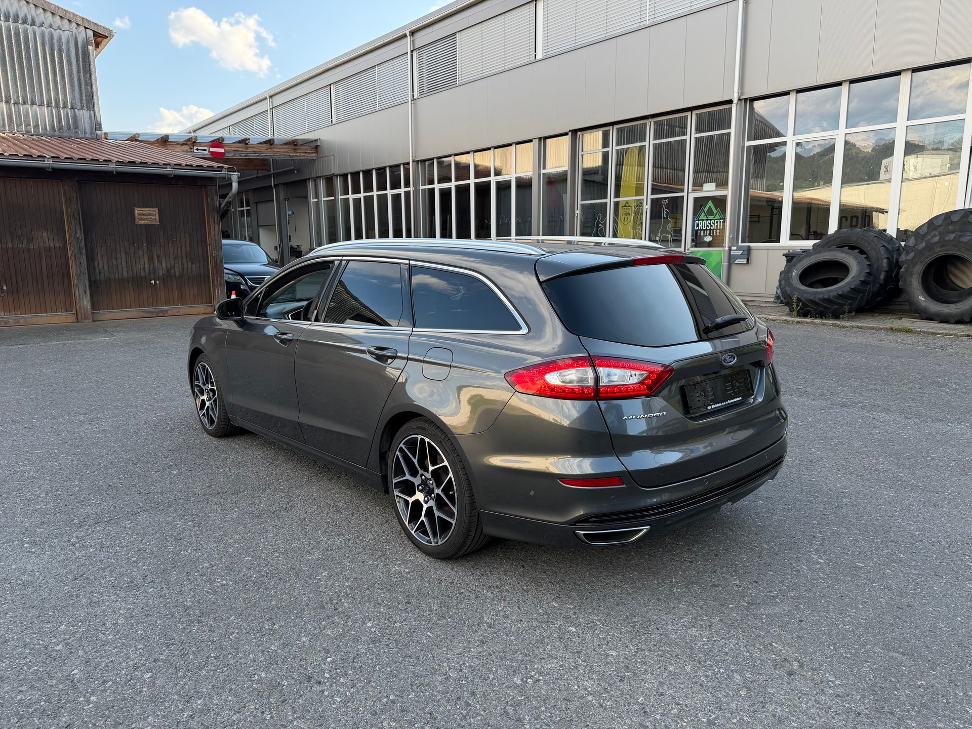 FORD Mondeo 2.0 TDCi Titanium PowerShift-image-3