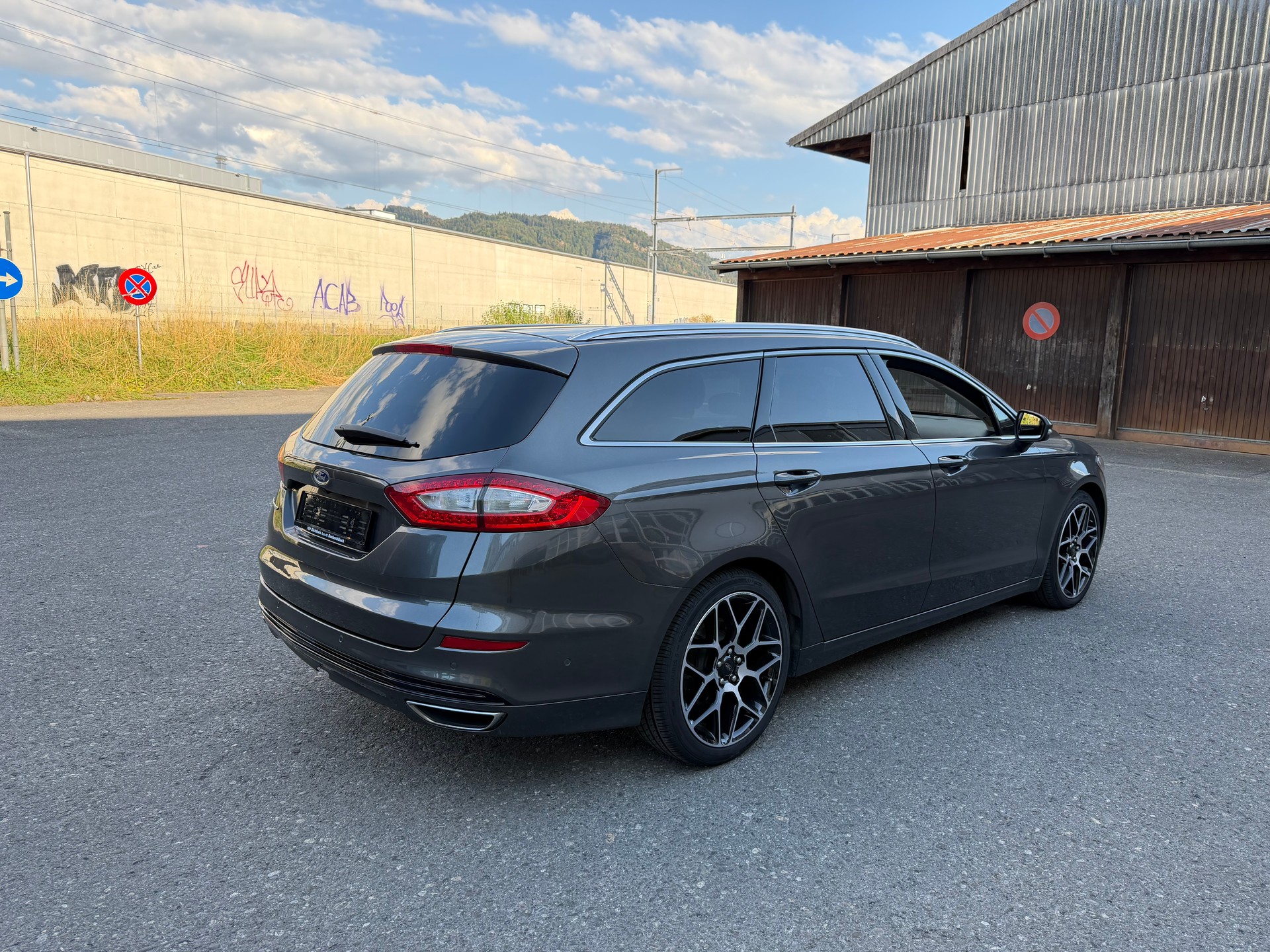 FORD Mondeo 2.0 TDCi Titanium PowerShift-image-5