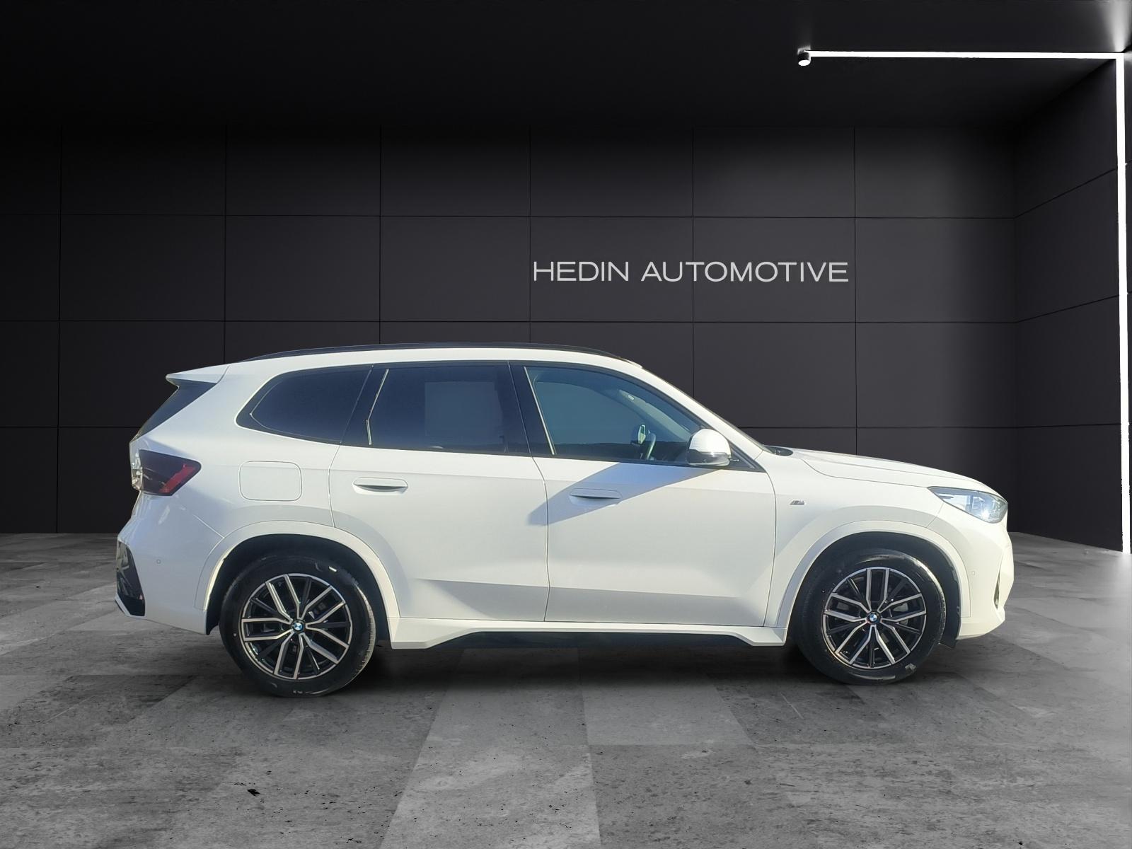 BMW X1 23d xDrive paddles-image-5