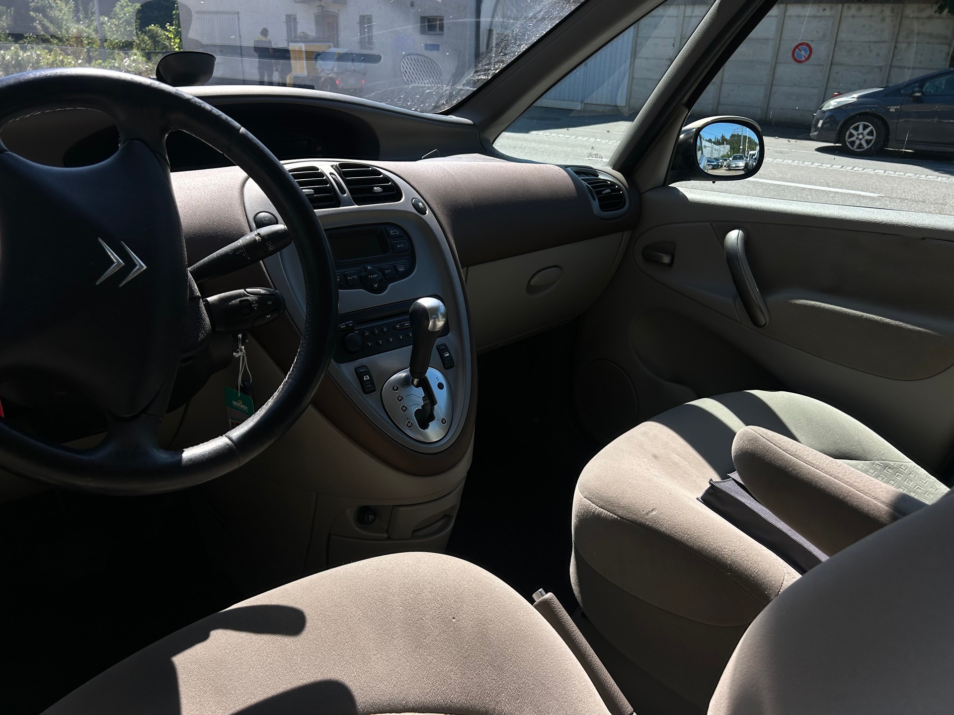 CITROEN Xsara Picasso 2.0i 16V Edition Automatic-image-10
