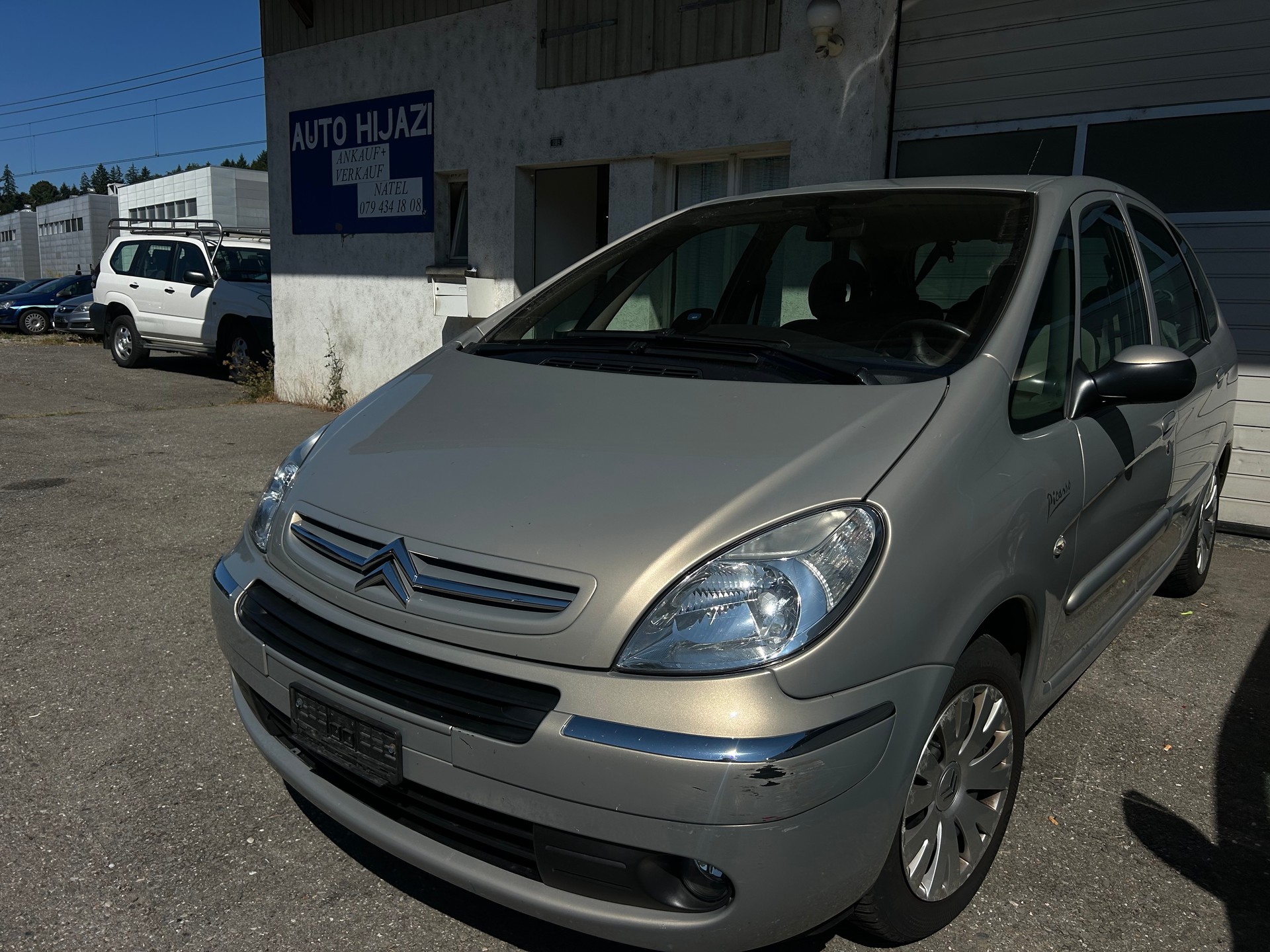 CITROEN Xsara Picasso 2.0i 16V Edition Automatic-image-0