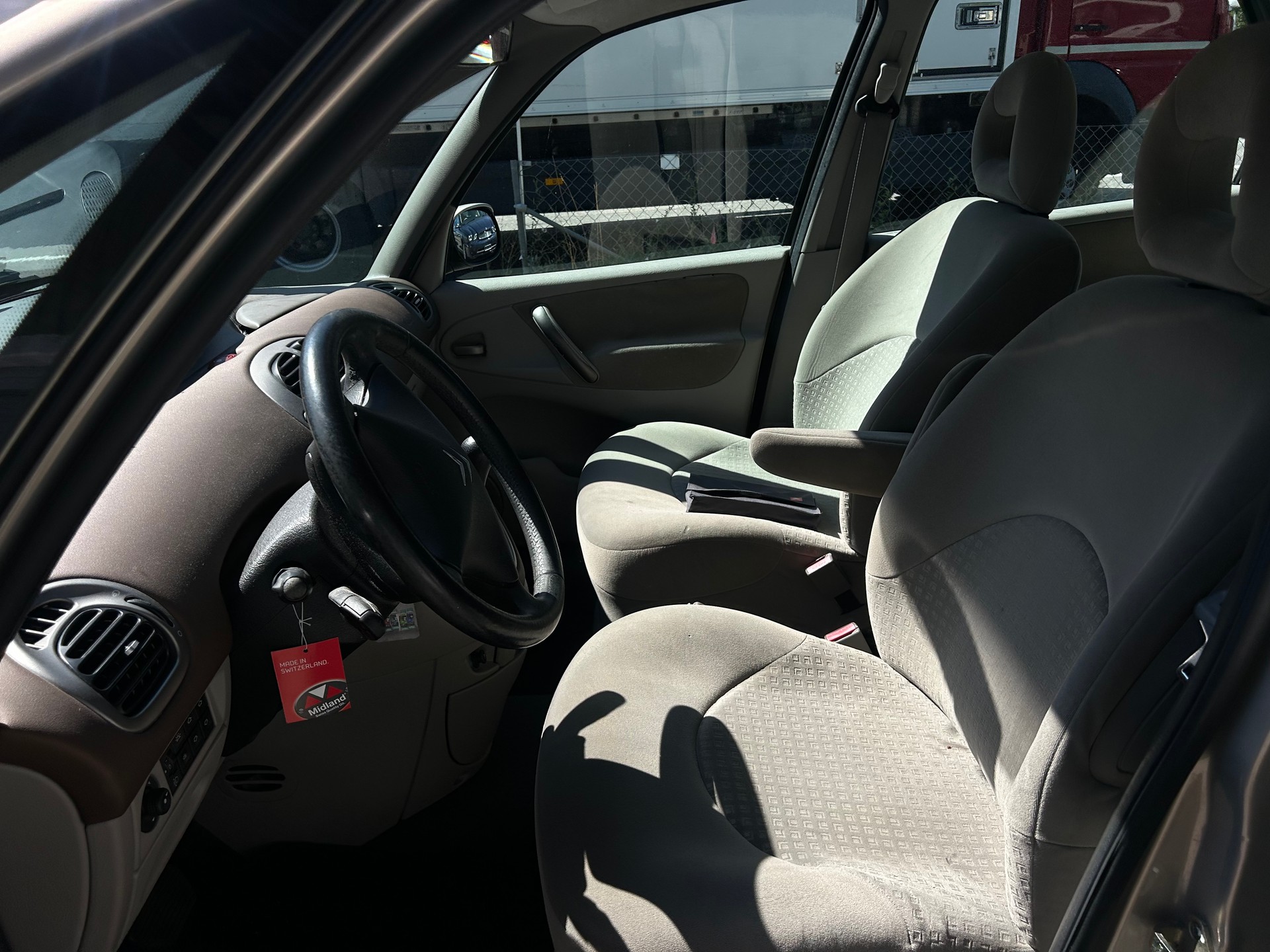 CITROEN Xsara Picasso 2.0i 16V Edition Automatic-image-9