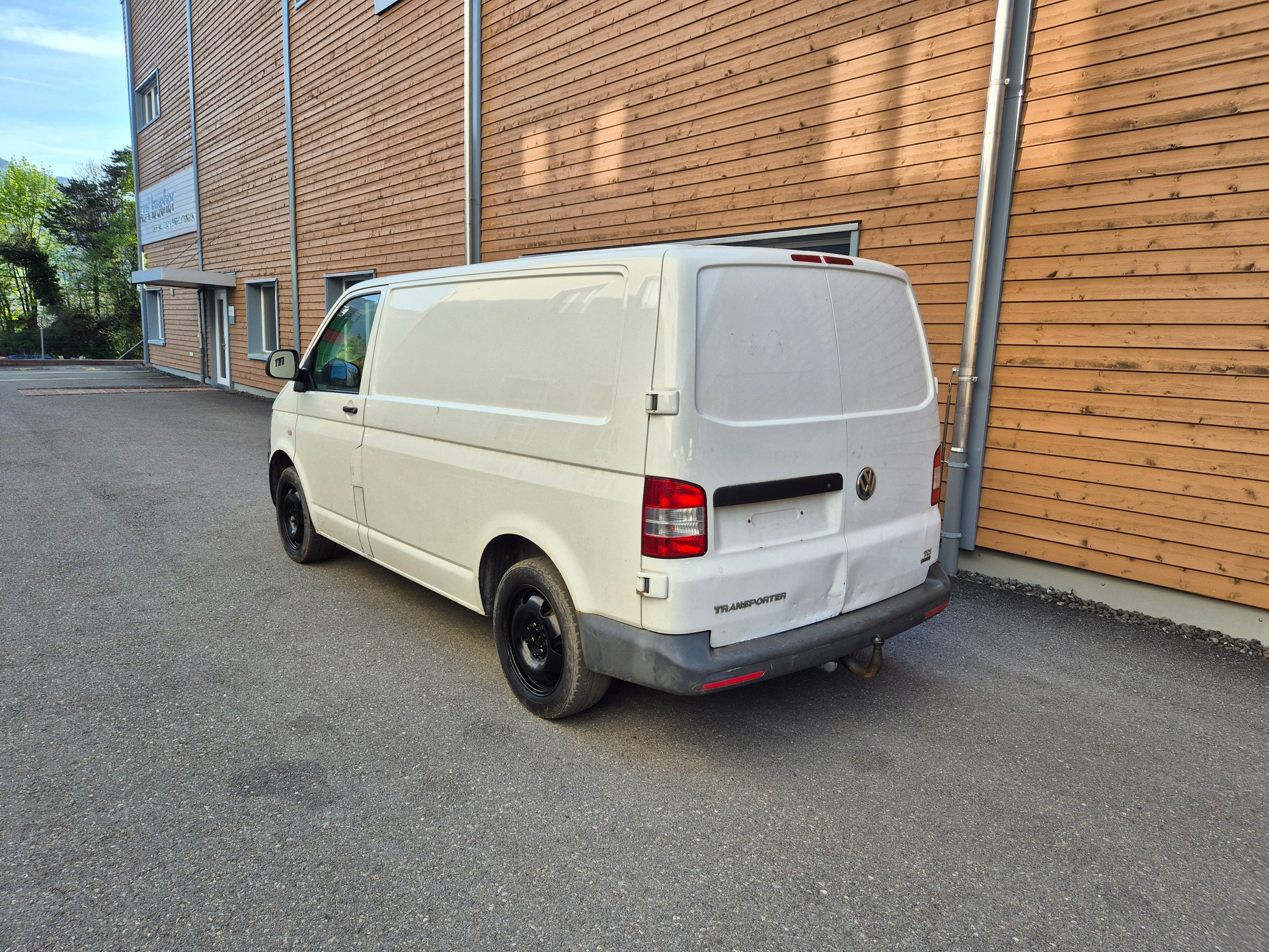 VW T5 2.0 Bi-TDI 4Motion-image-2