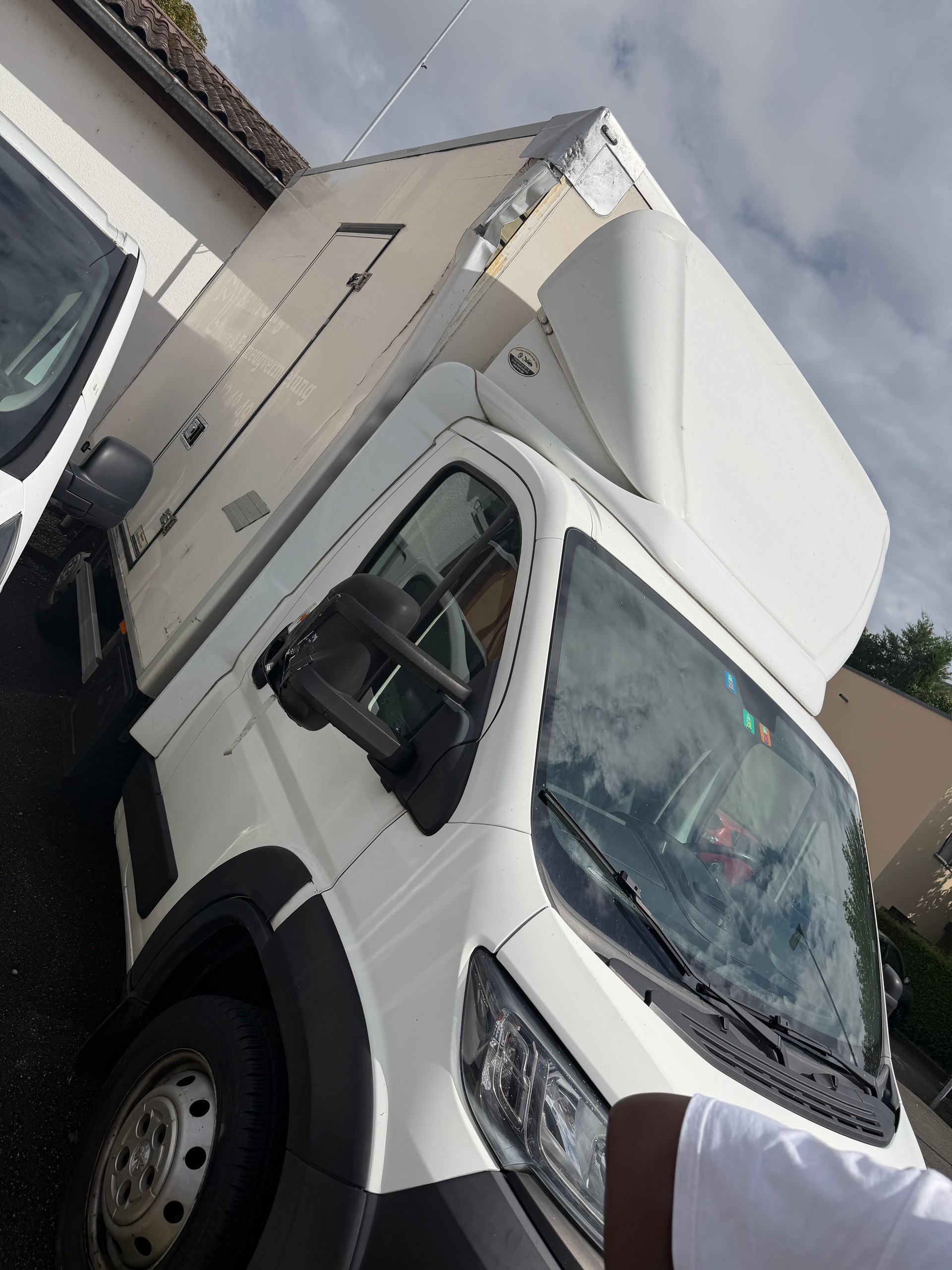 PEUGEOT Boxer 2.0 HDI 435 Active L4H2 HEBEBÜHNE-image-1
