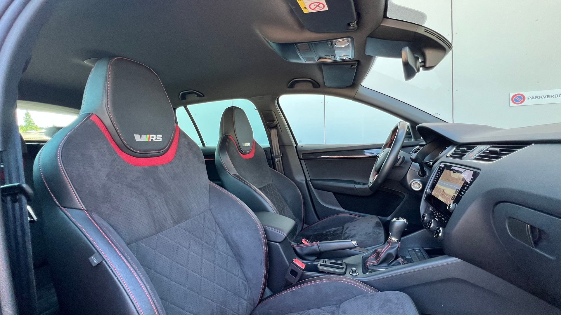 SKODA OCTAVIA COMBI 2.0 TSI RS DSG l 230 PS-image-24