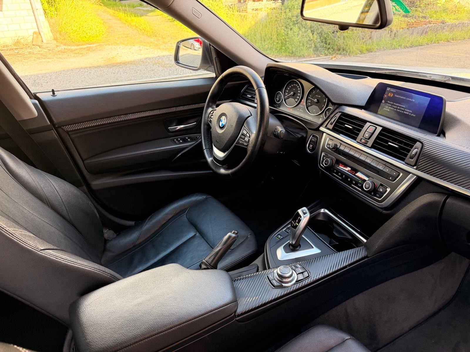 BMW 328i GT xDrive Steptronic-image-14