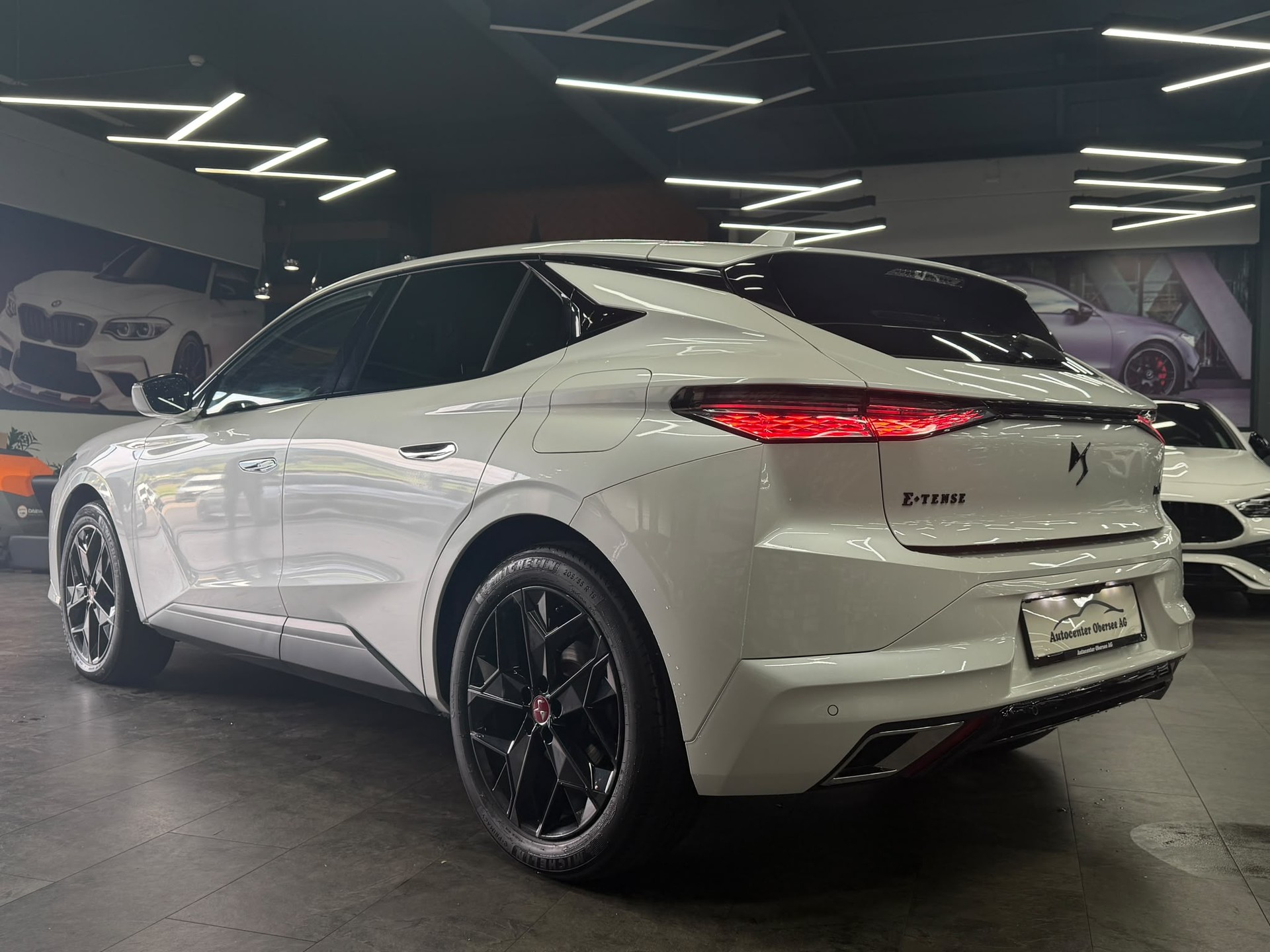 DS AUTOMOBILES DS 4 1.6 E-Tense Performance Line+-image-16