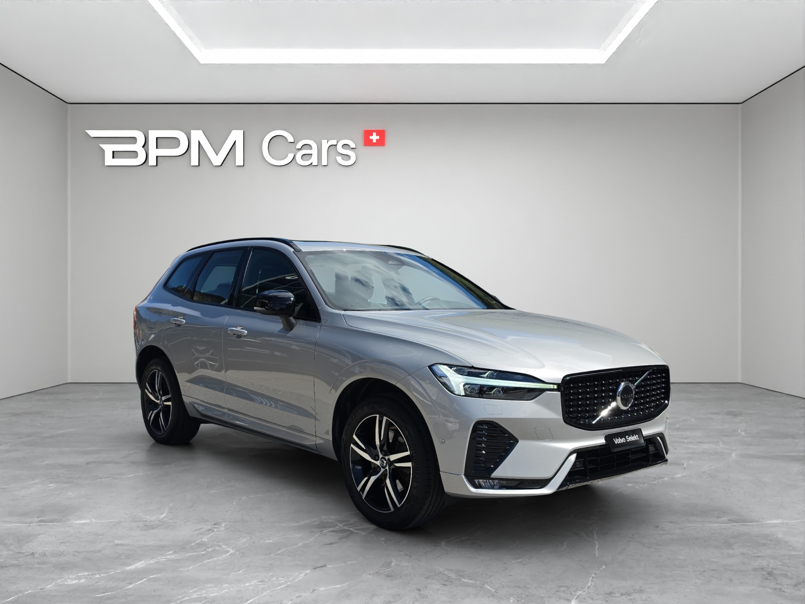 VOLVO XC60 2.0 B4 MH R-Design AWD-image-5