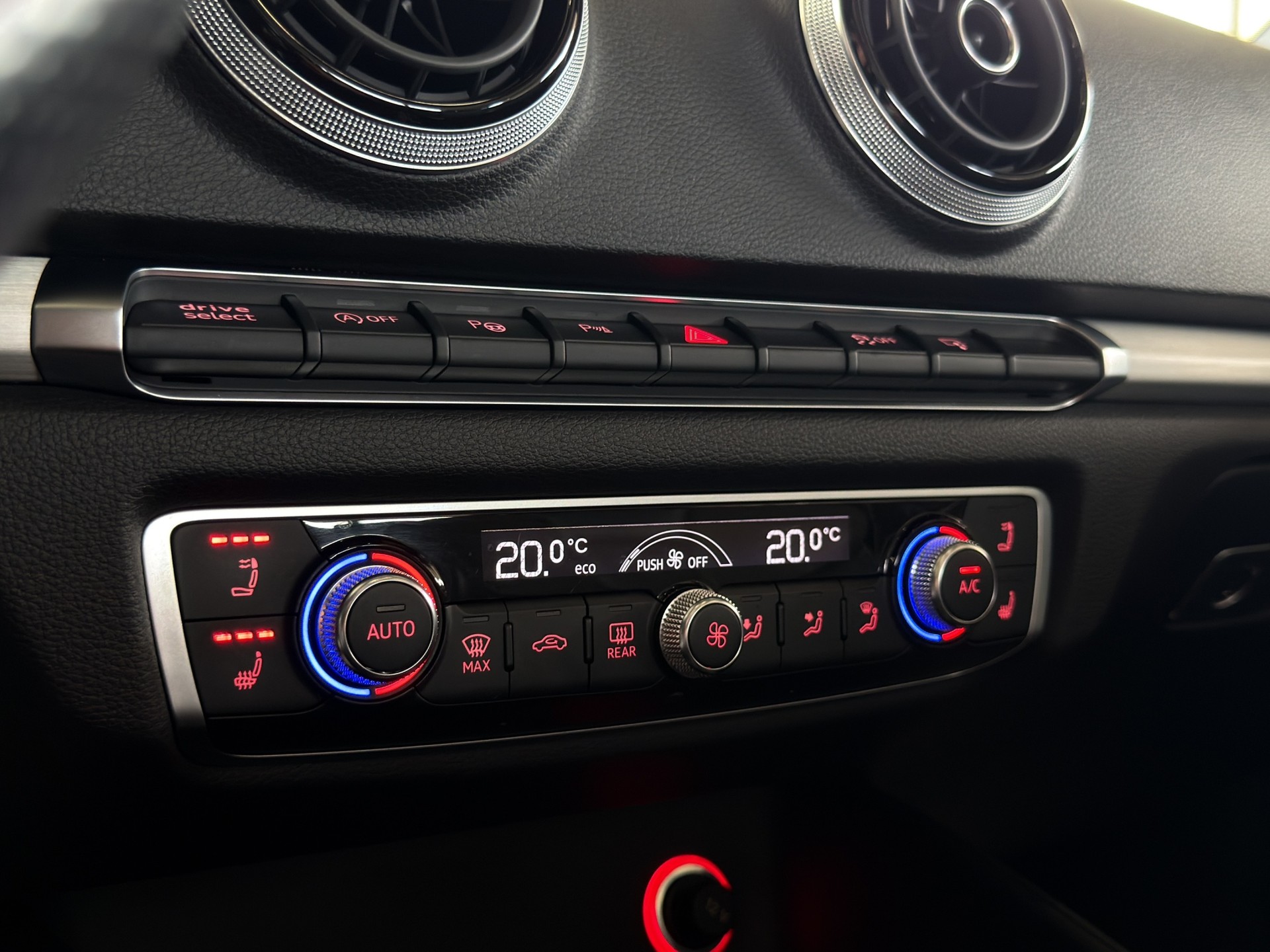 AUDI A3 Cabriolet 1.4 TFSI Ambition*Frisch ab MFK,1 Jahr oder 20'000km Garantie auf Motor und Getriebe*-image-17
