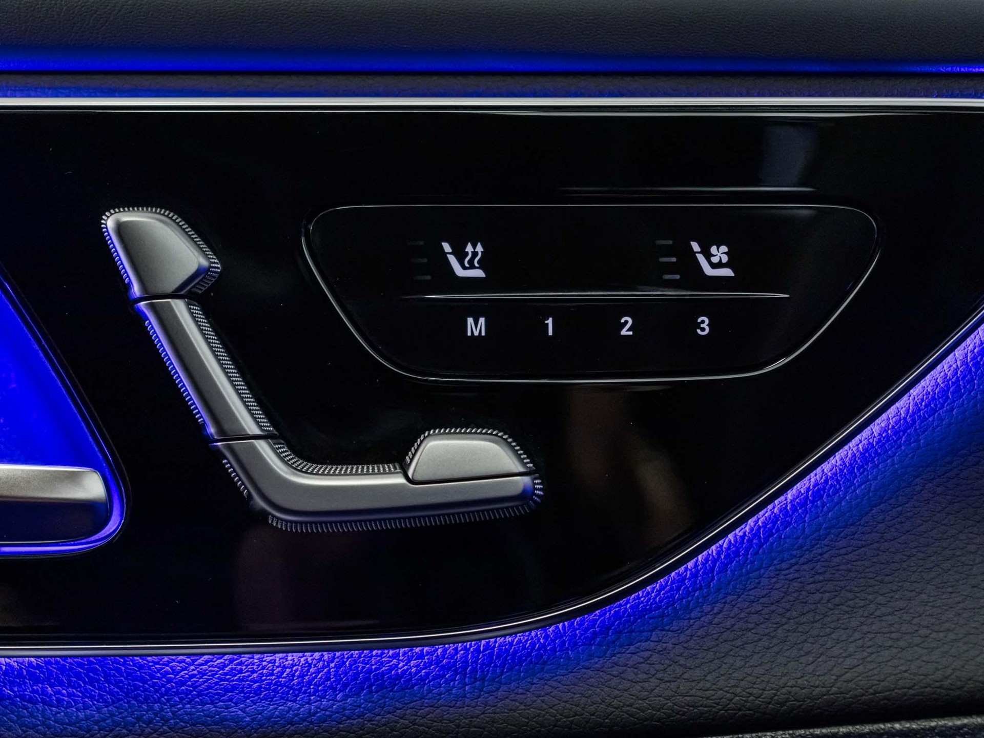MERCEDES-BENZ GLC 450 d 4MATIC Coupé-image-12