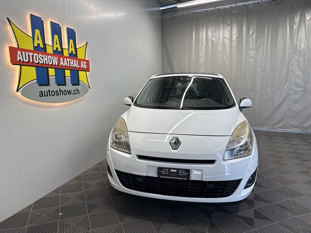 RENAULT Grand Scénic 1.4 16V Turbo Expression-image-5