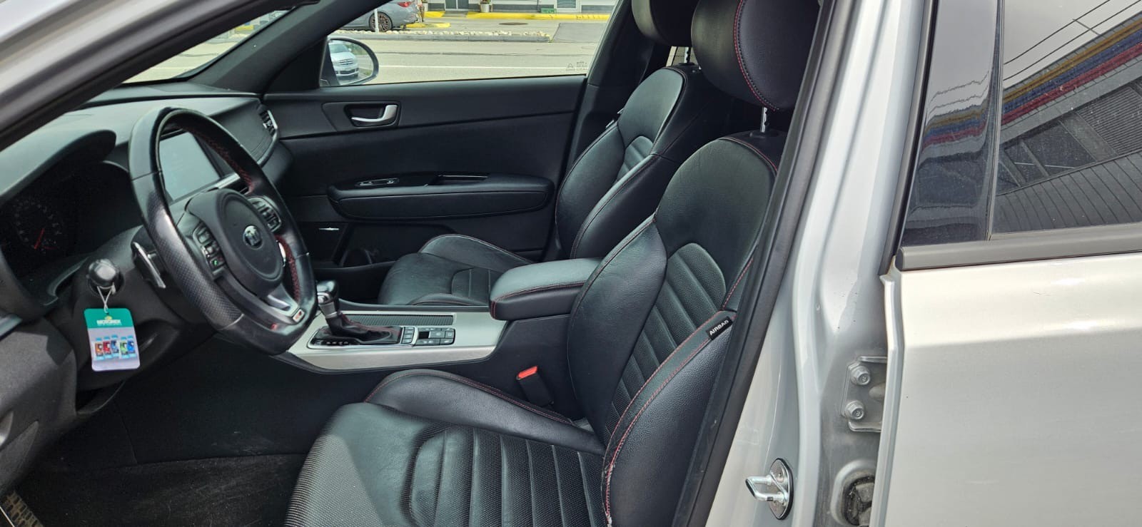 KIA Optima SW 1.7 CRDi Style GT Line DCT-image-8