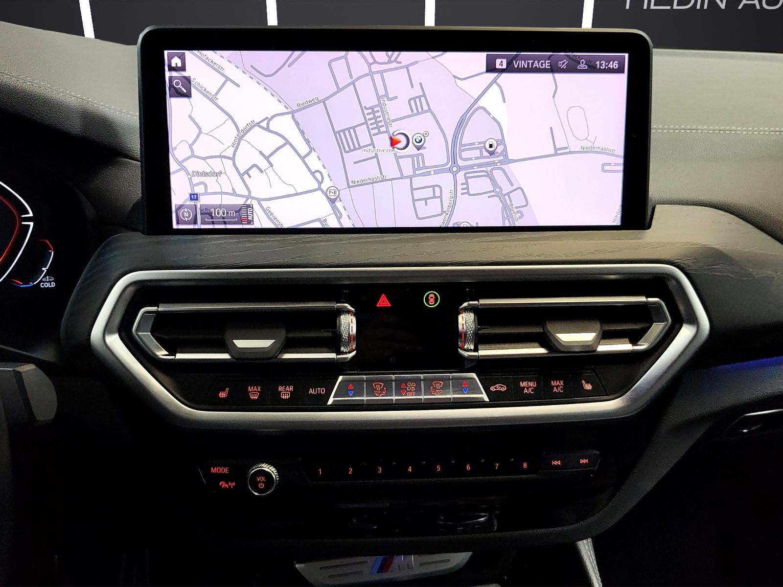 BMW X4 M40d-image-12