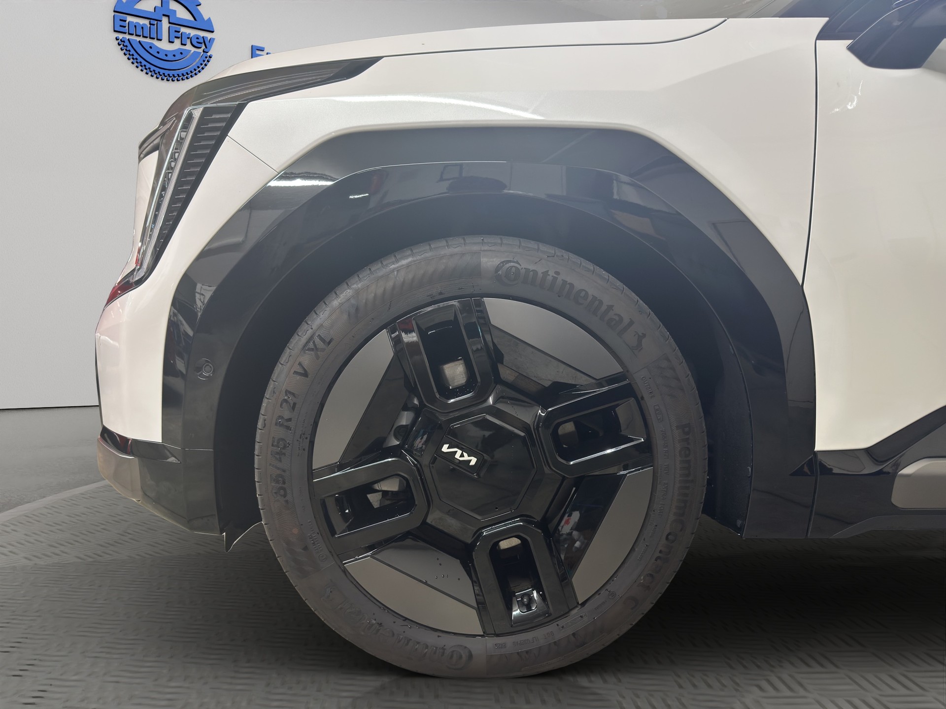 KIA EV9 99.8 kWh GT-Line 4x4-image-9