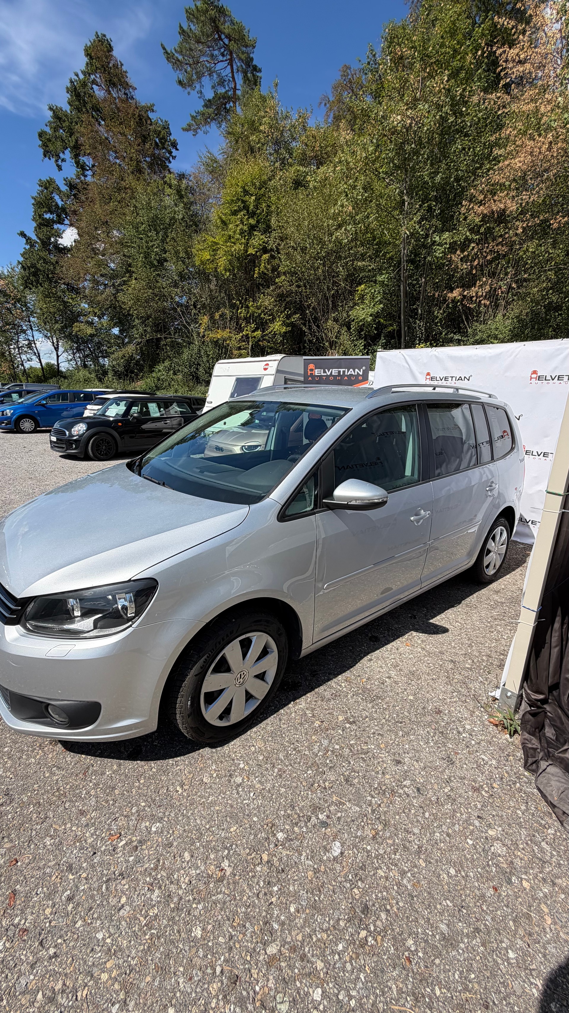 VW Touran 1.6 TDI Comfortline-showroom-element-1