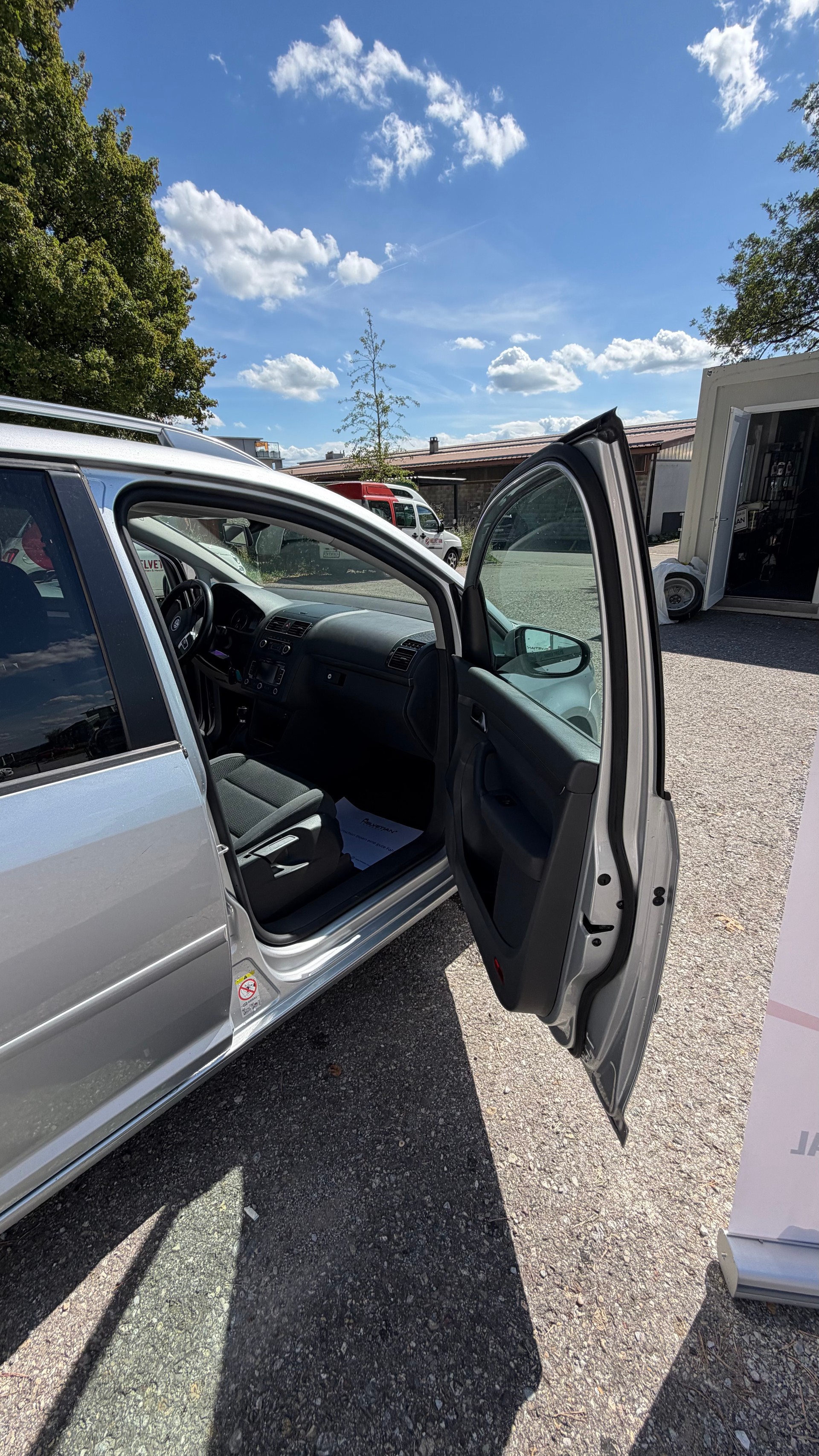 VW Touran 1.6 TDI Comfortline-image-12