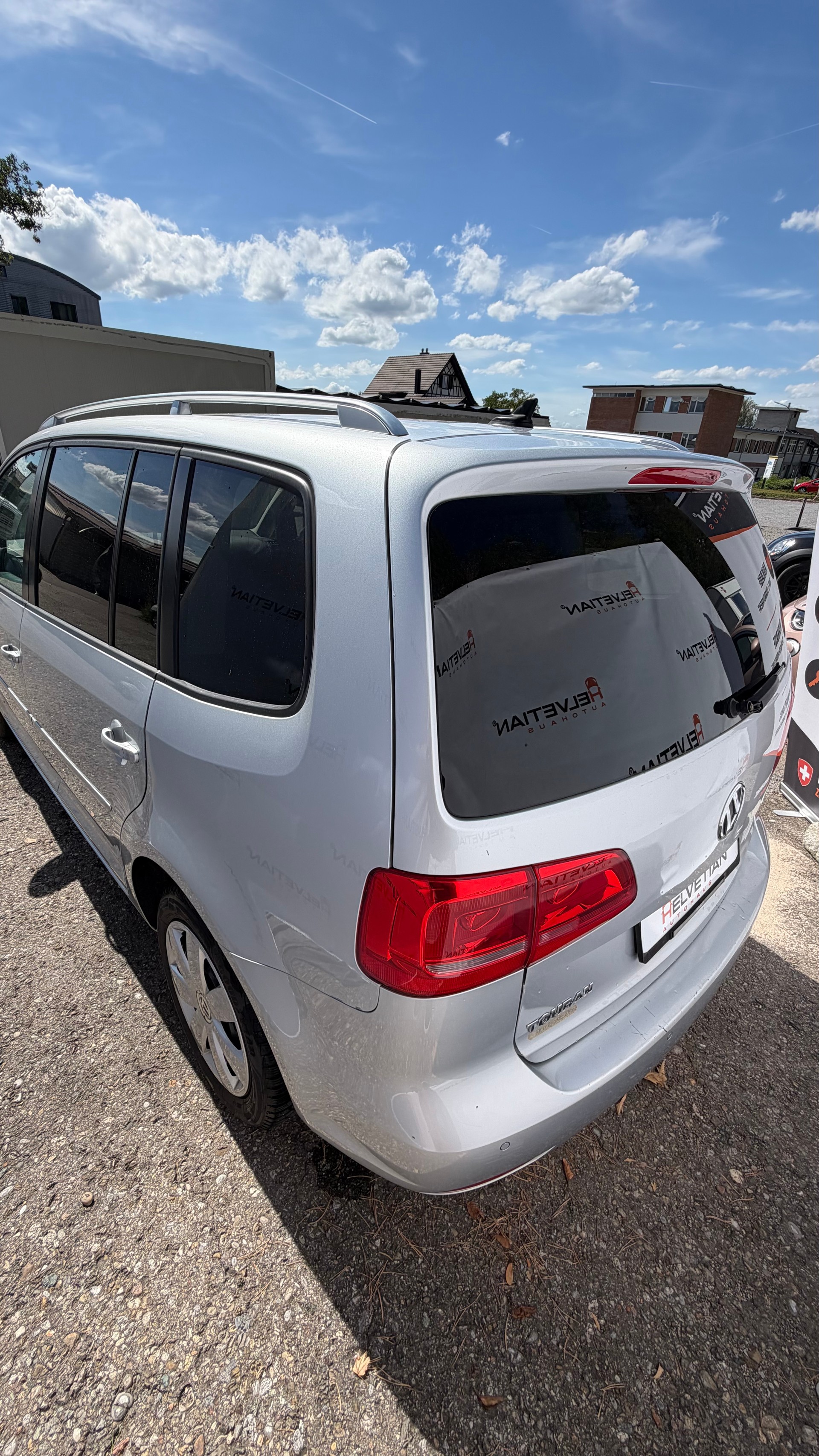 VW Touran 1.6 TDI Comfortline-showroom-element-2