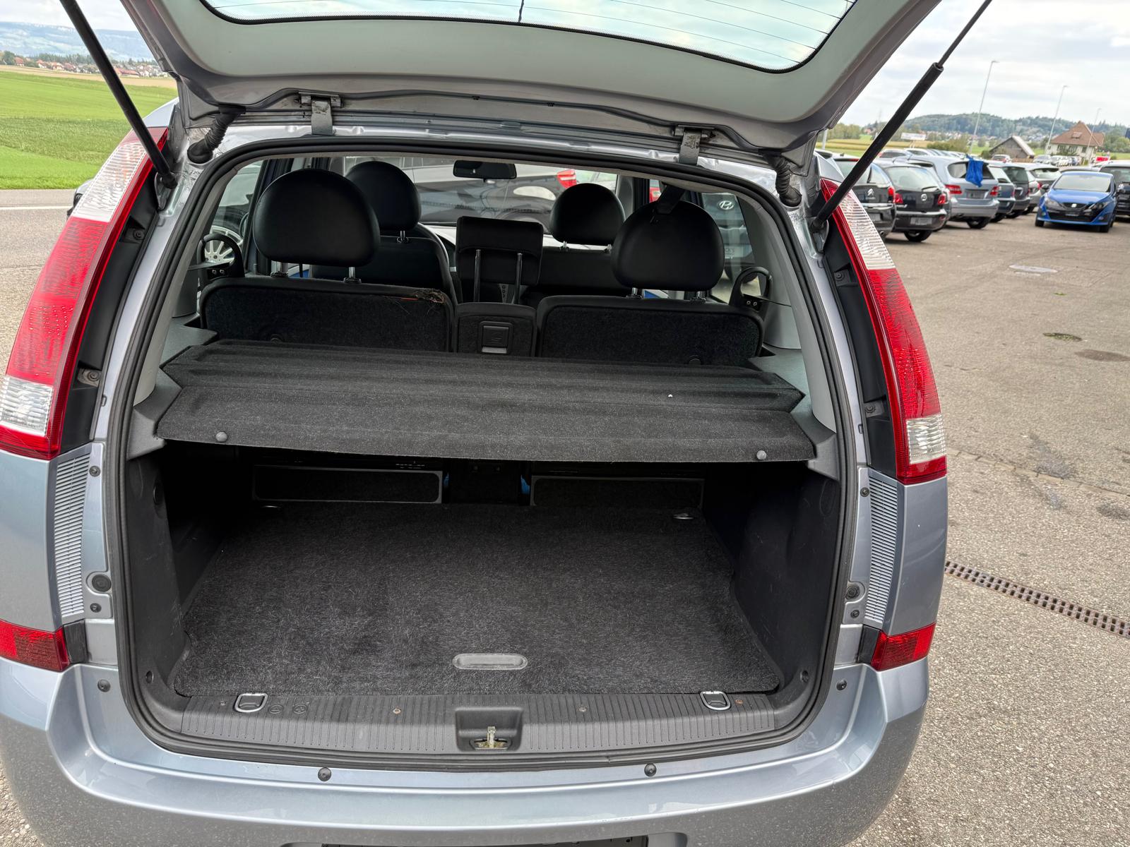 OPEL Meriva 1.7 CDTi Enjoy-image-9