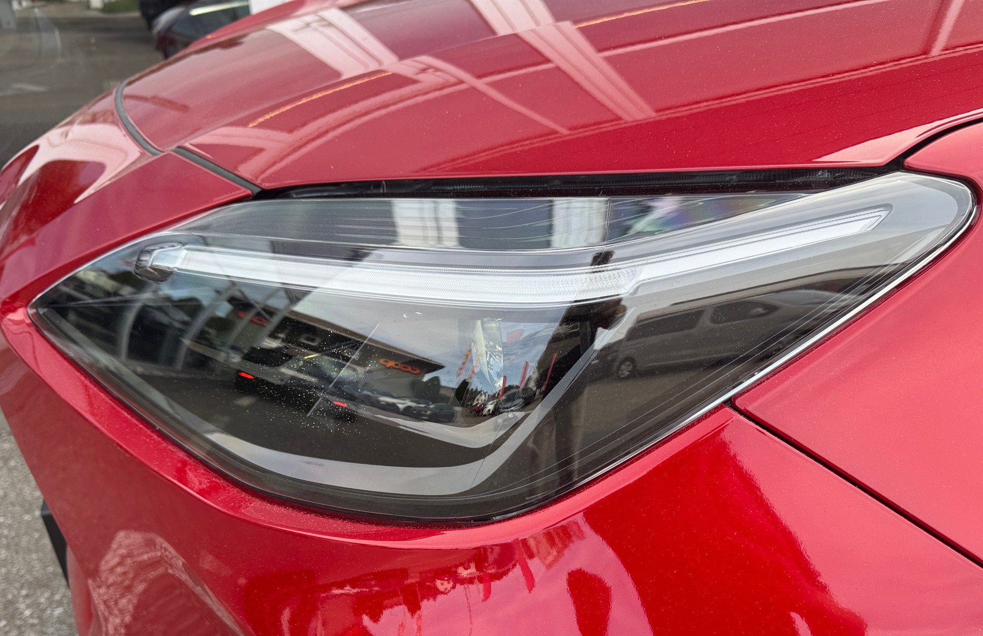 TOYOTA Yaris Cross 1.5 Trend e-CVT-image-2