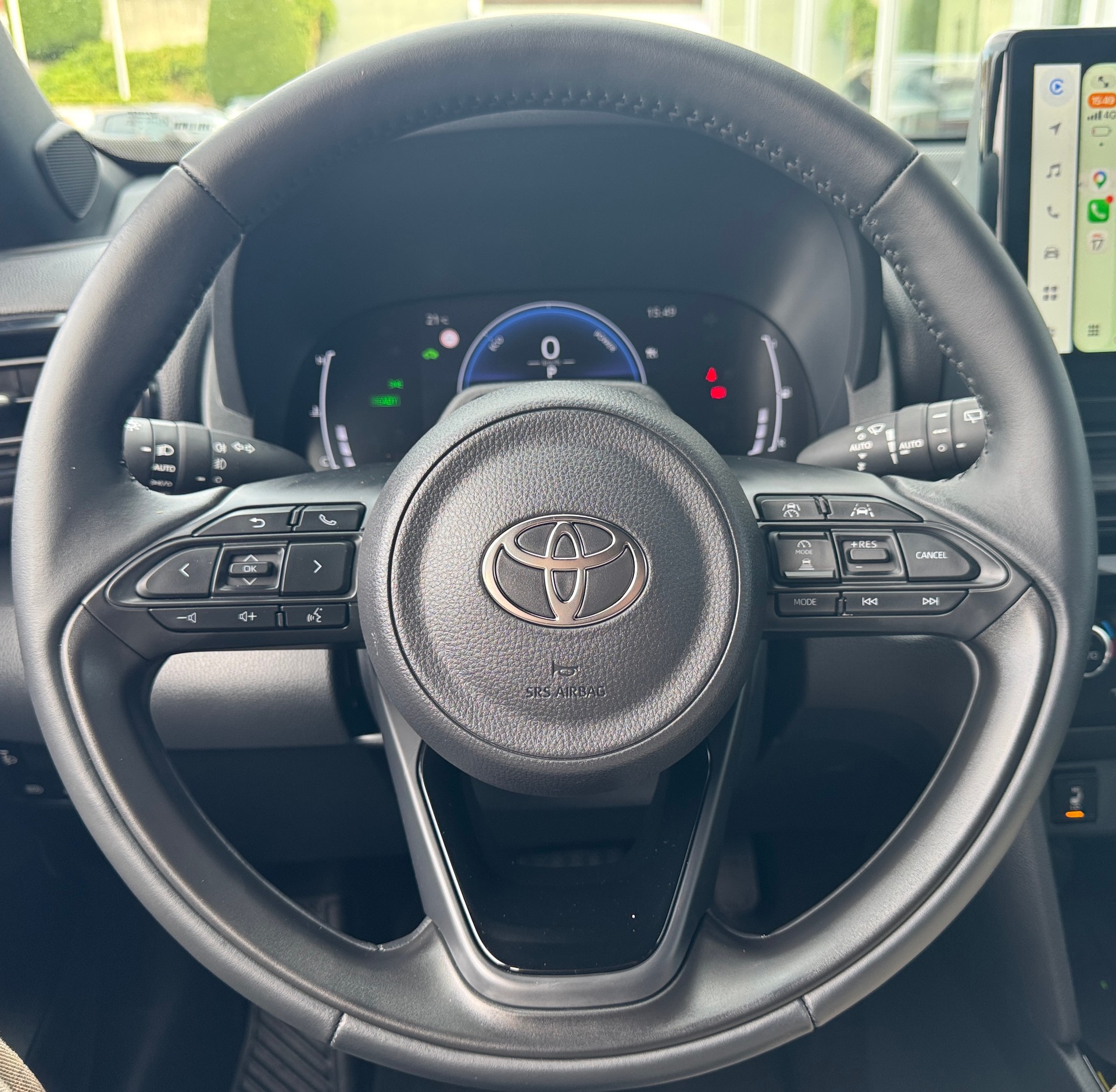 TOYOTA Yaris Cross 1.5 Trend e-CVT-image-21