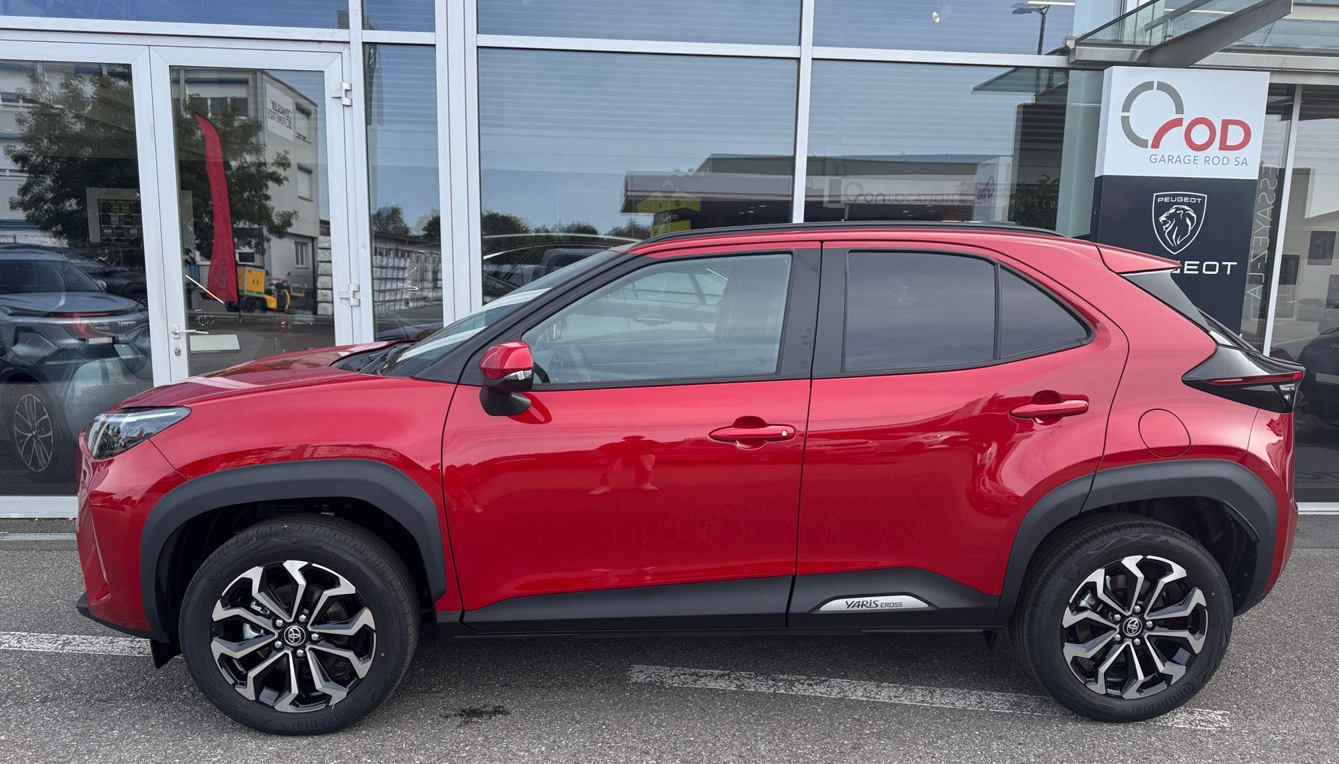 TOYOTA Yaris Cross 1.5 Trend e-CVT-image-3