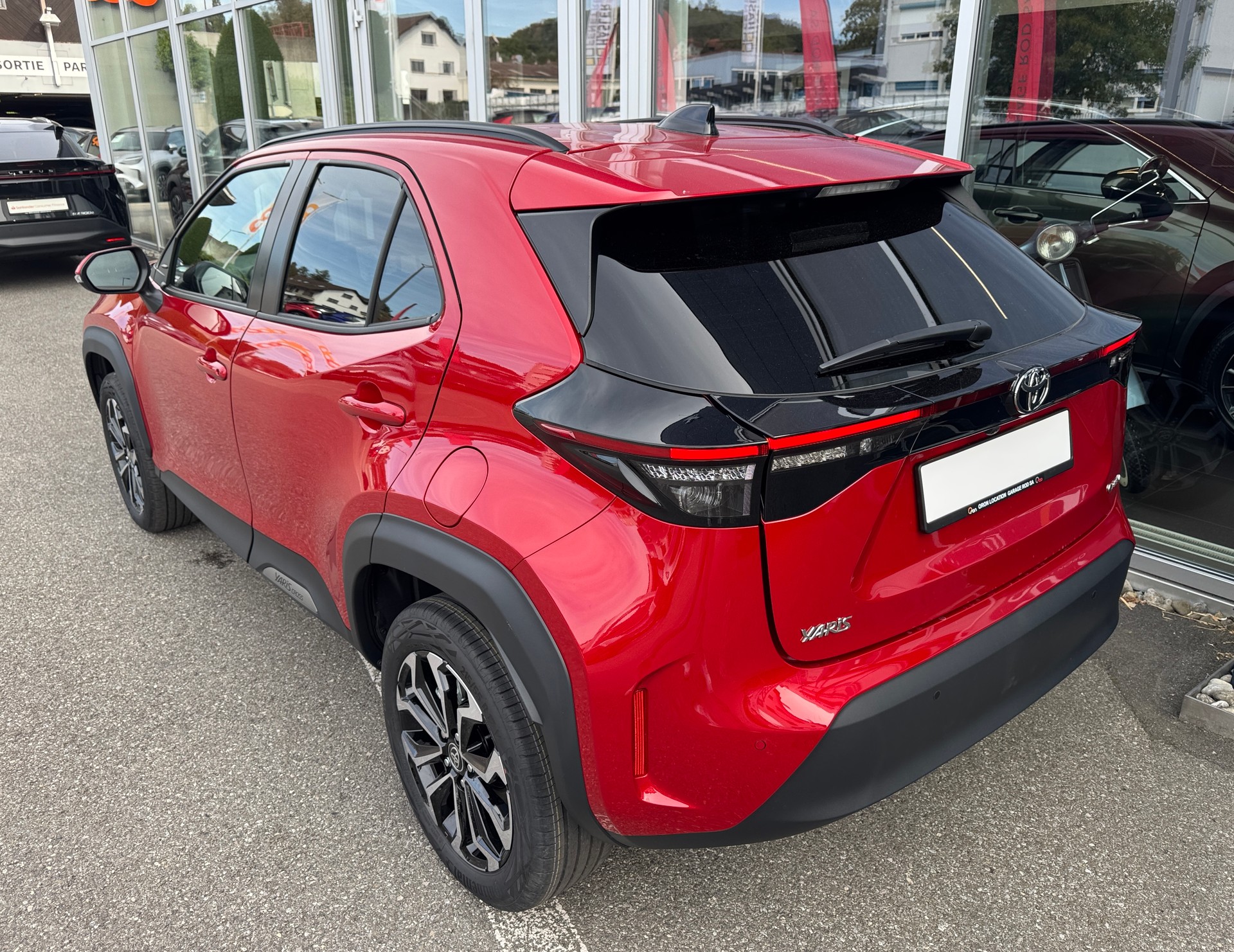 TOYOTA Yaris Cross 1.5 Trend e-CVT-image-5