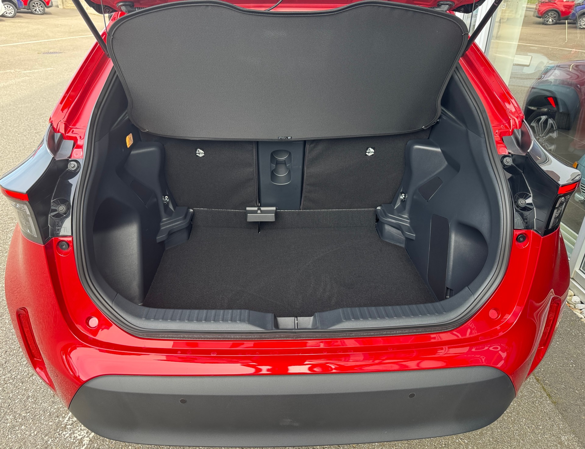 TOYOTA Yaris Cross 1.5 Trend e-CVT-image-8