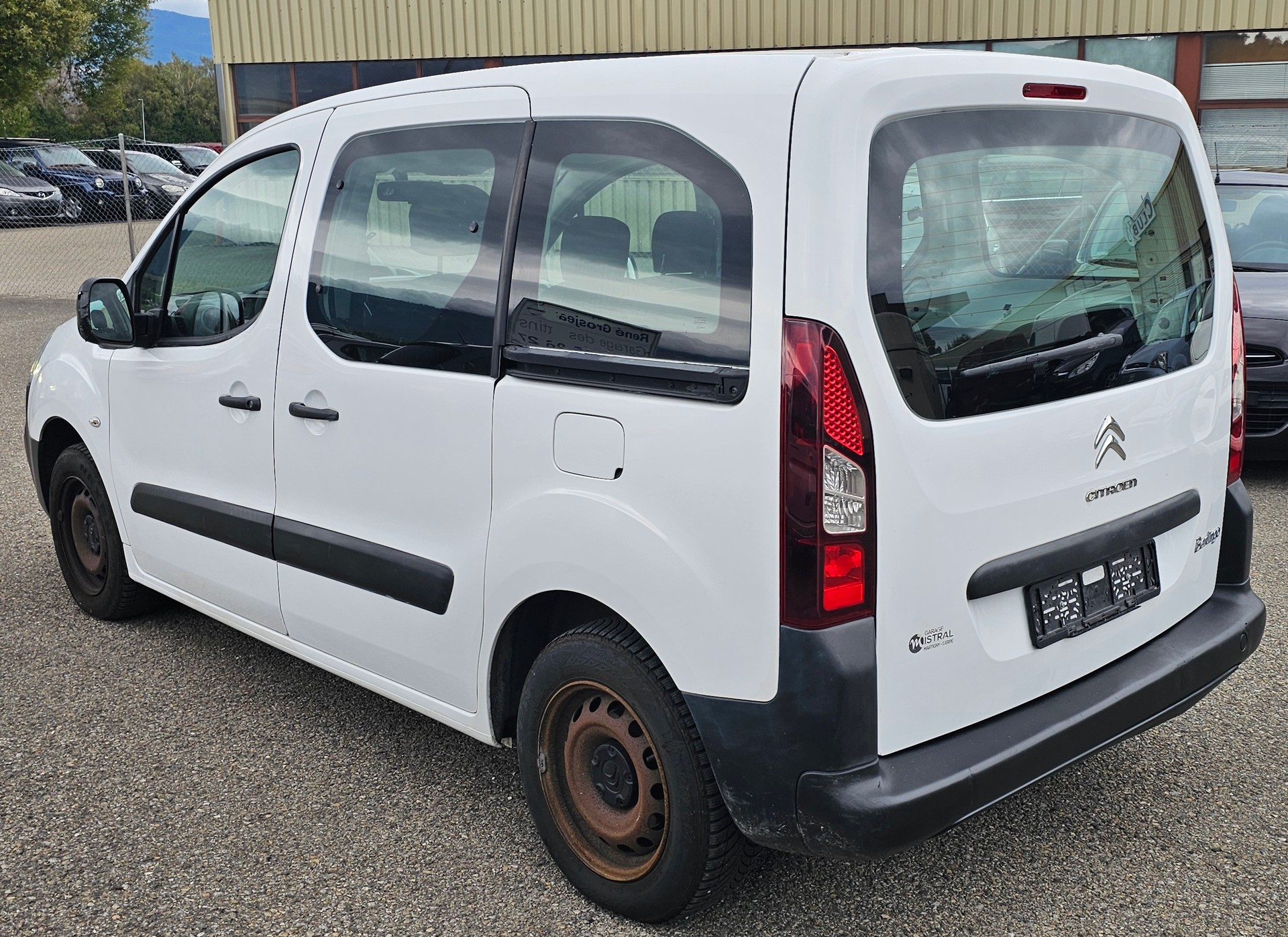 CITROEN Berlingo 1.6 VTi 98 Business-image-2
