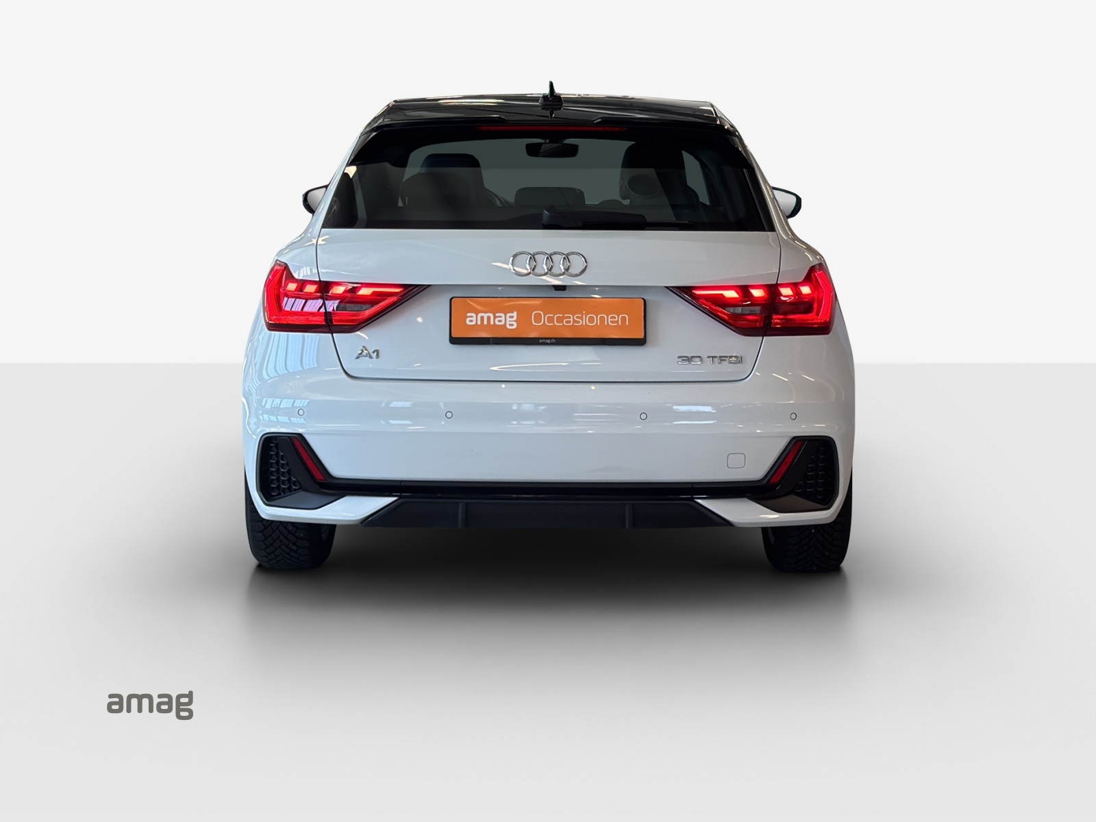 AUDI A1 Sportback 30 TFSI S Line Attraction S-tronic-image-3