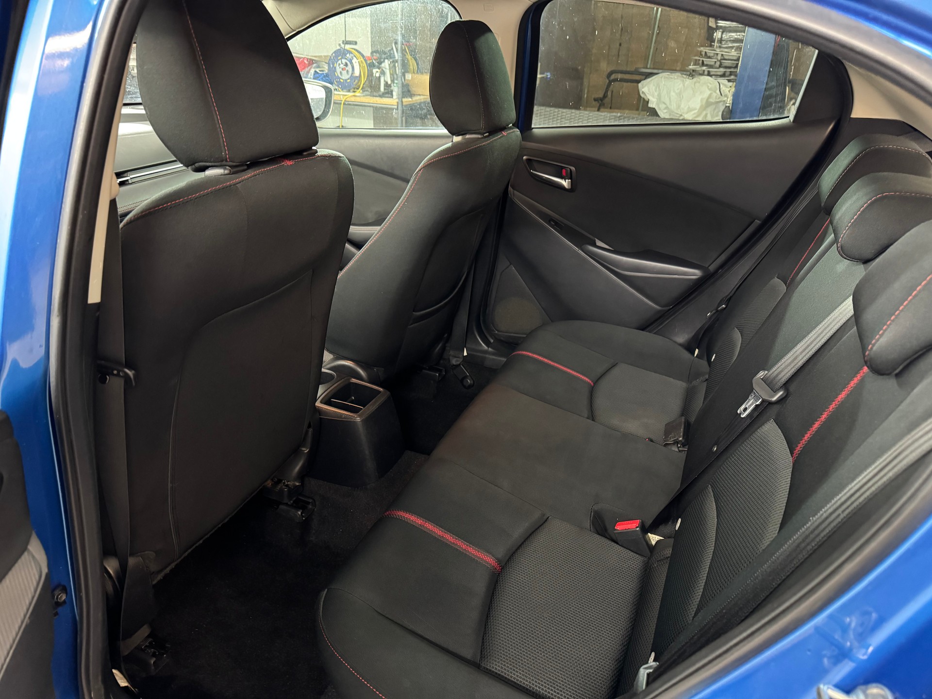 MAZDA 2 1.5 CD 16V Skyactiv-D Ambition-image-11