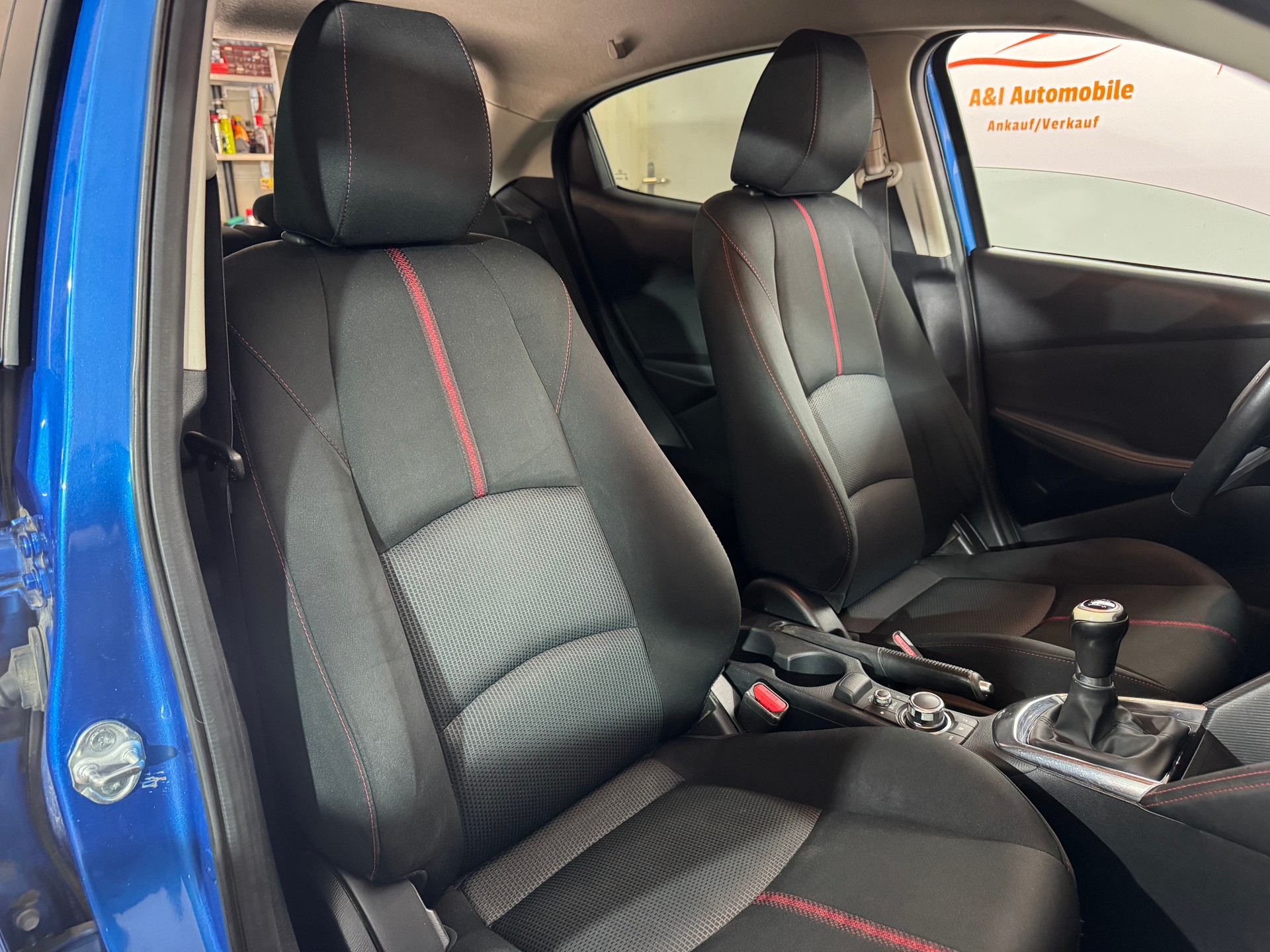 MAZDA 2 1.5 CD 16V Skyactiv-D Ambition-image-10