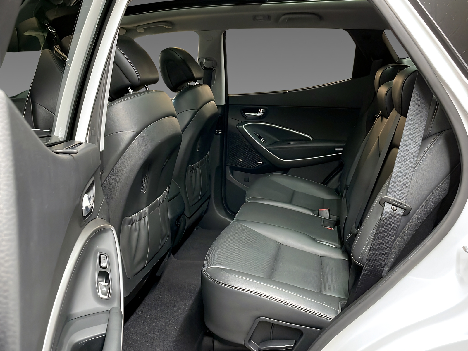 HYUNDAI Santa Fe 2.2 CRDi Premium 4WD-image-11