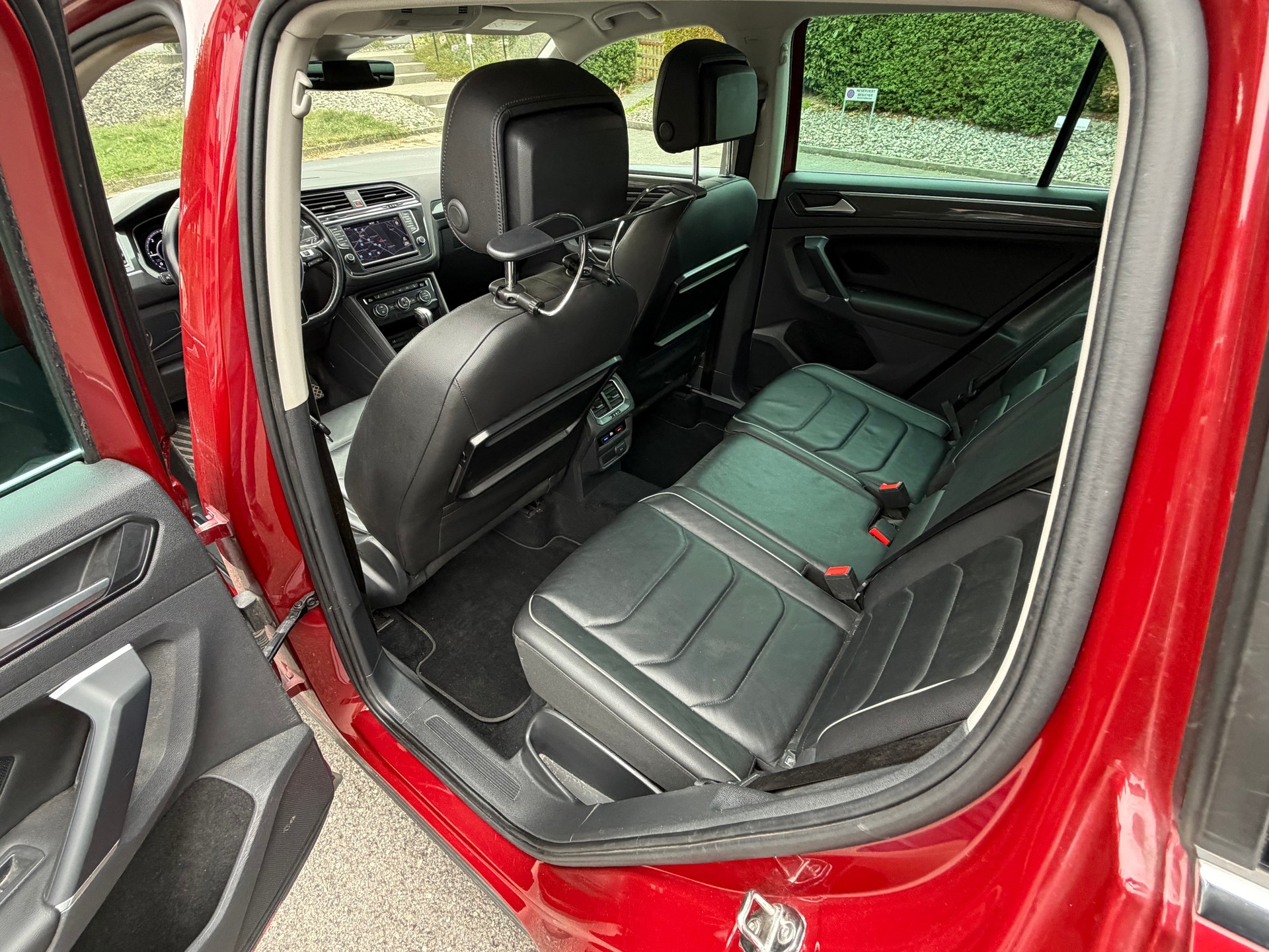 VW Tiguan 2.0 TDI SCR Highline 4Motion DSG-image-10