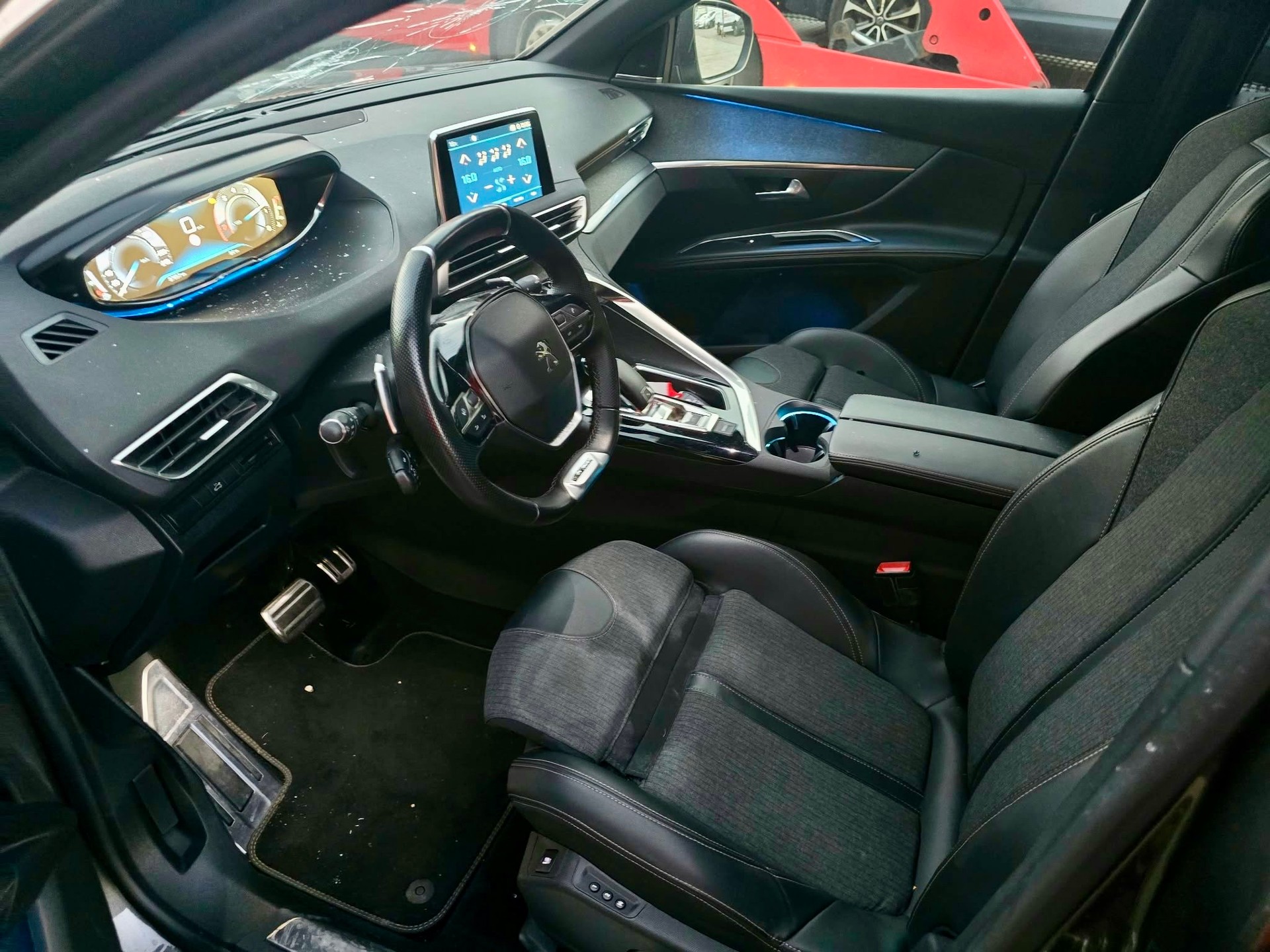 PEUGEOT 5008 1.6Pure Tech GT Line EAT8-image-11