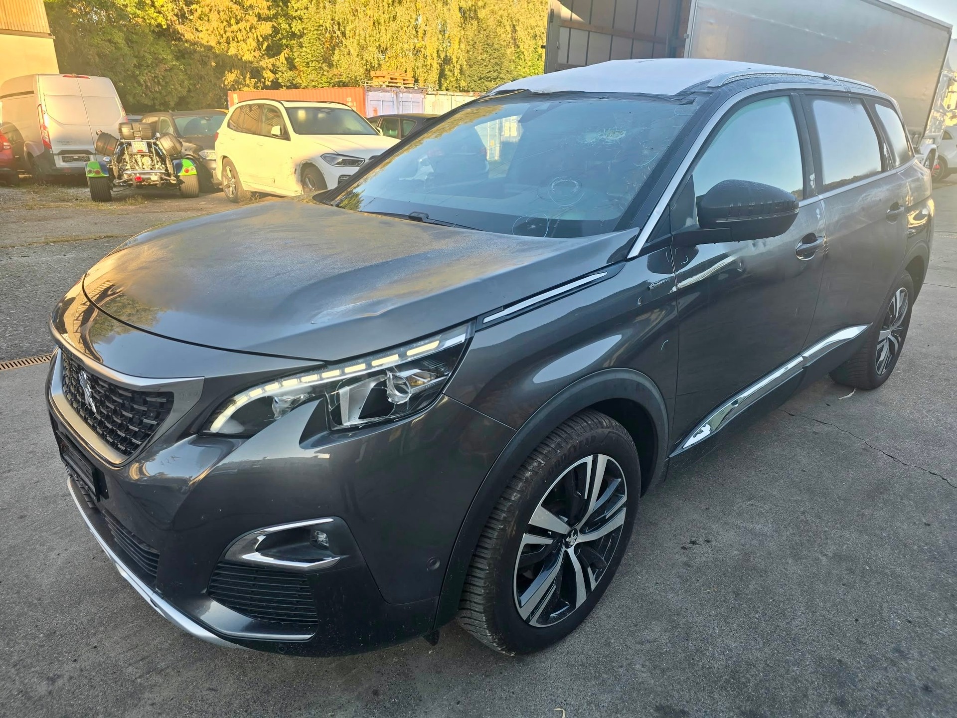PEUGEOT 5008 1.6Pure Tech GT Line EAT8