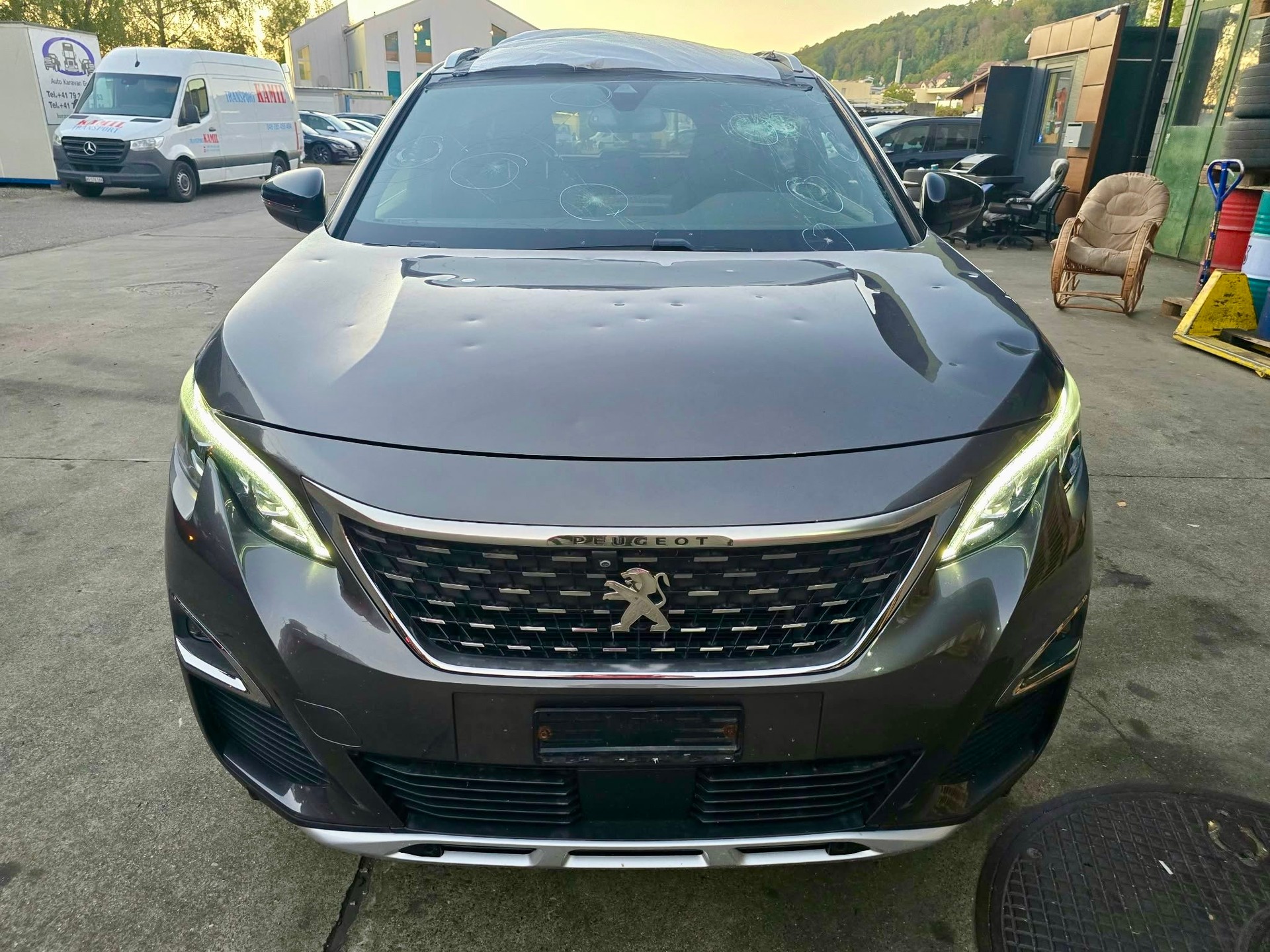 PEUGEOT 5008 1.6Pure Tech GT Line EAT8-image-6