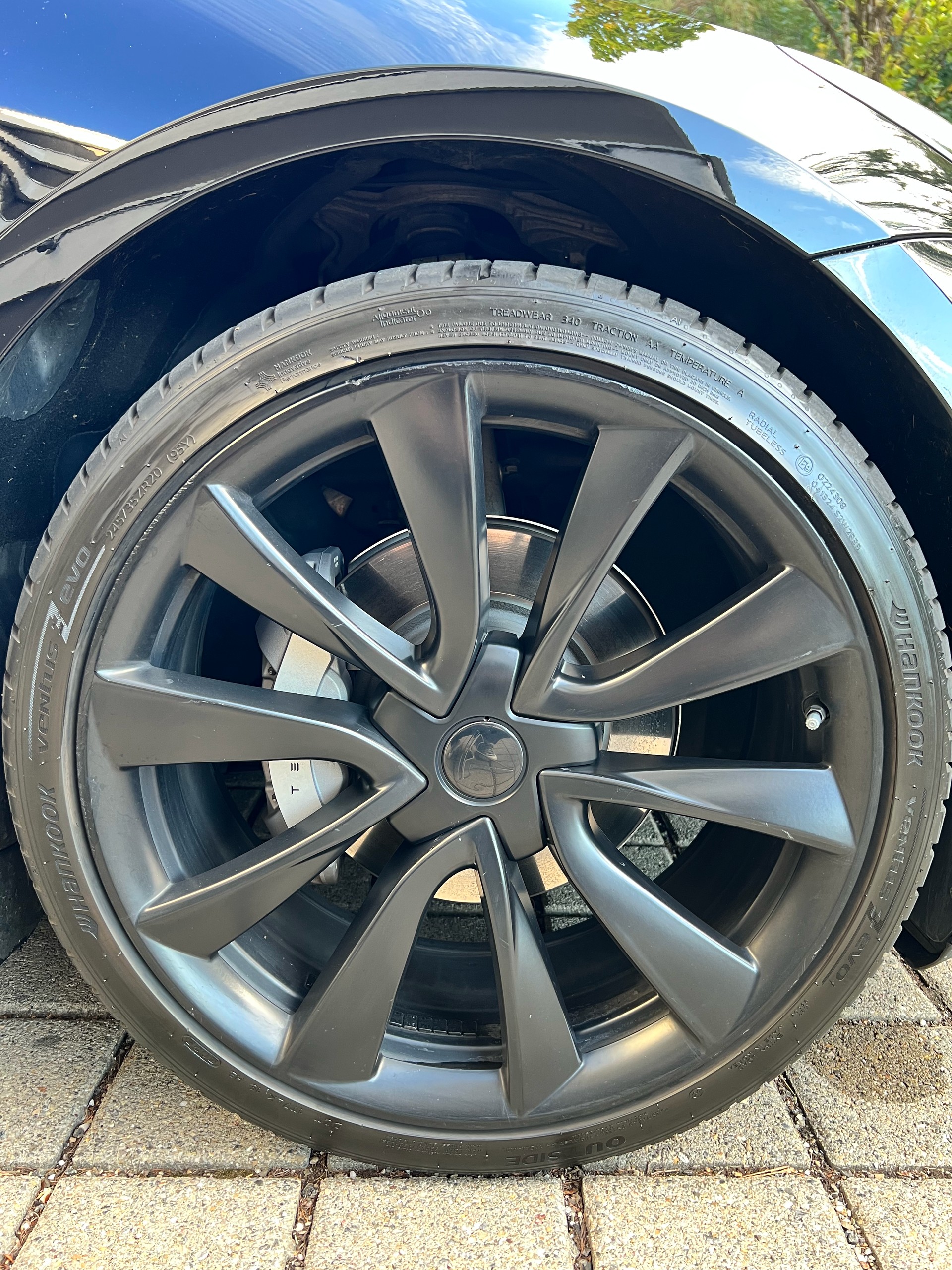 TESLA SR+ RWD MY2023-image-17