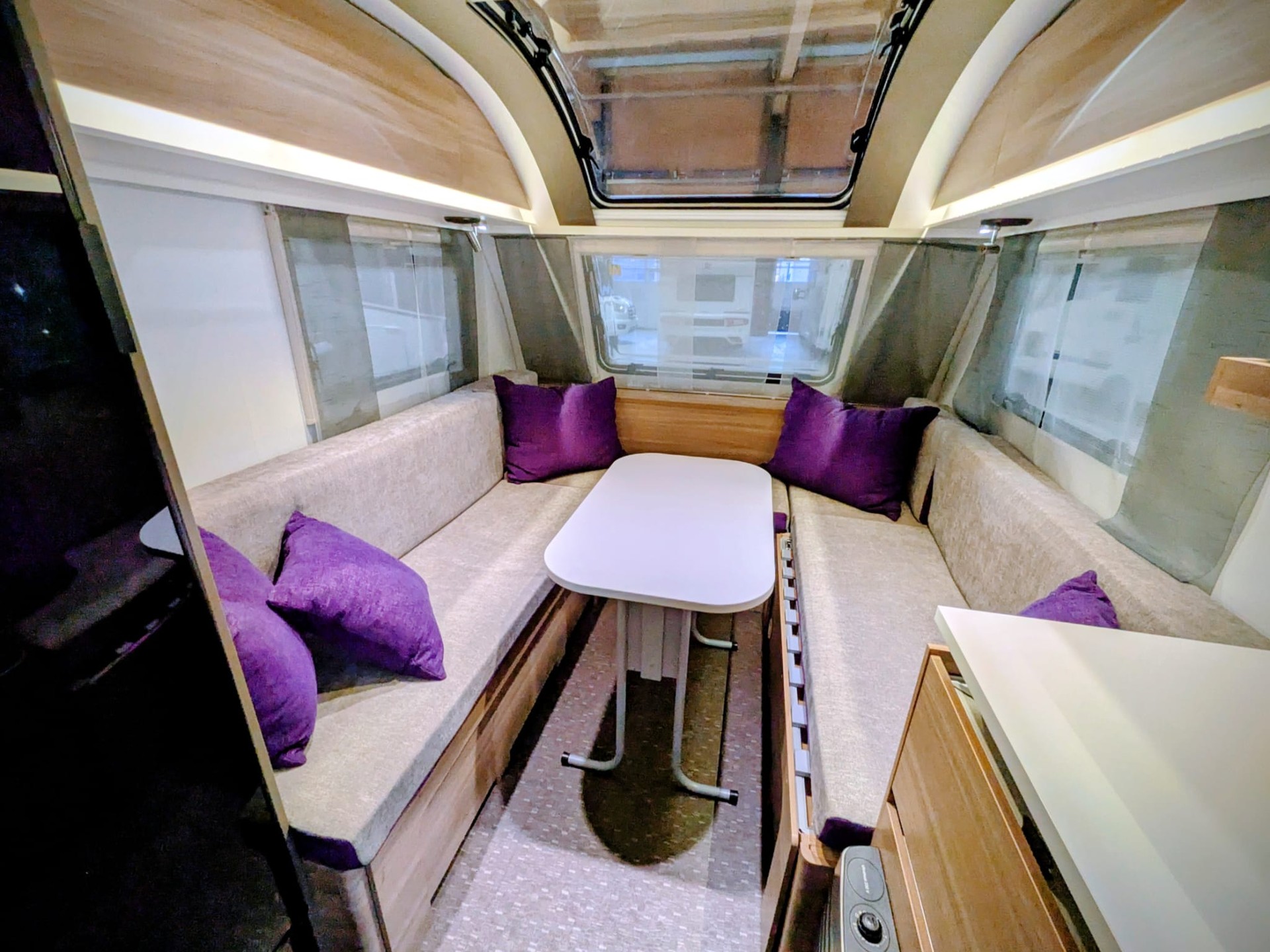 ADRIA Altea 362 XH 4 Four-image-6