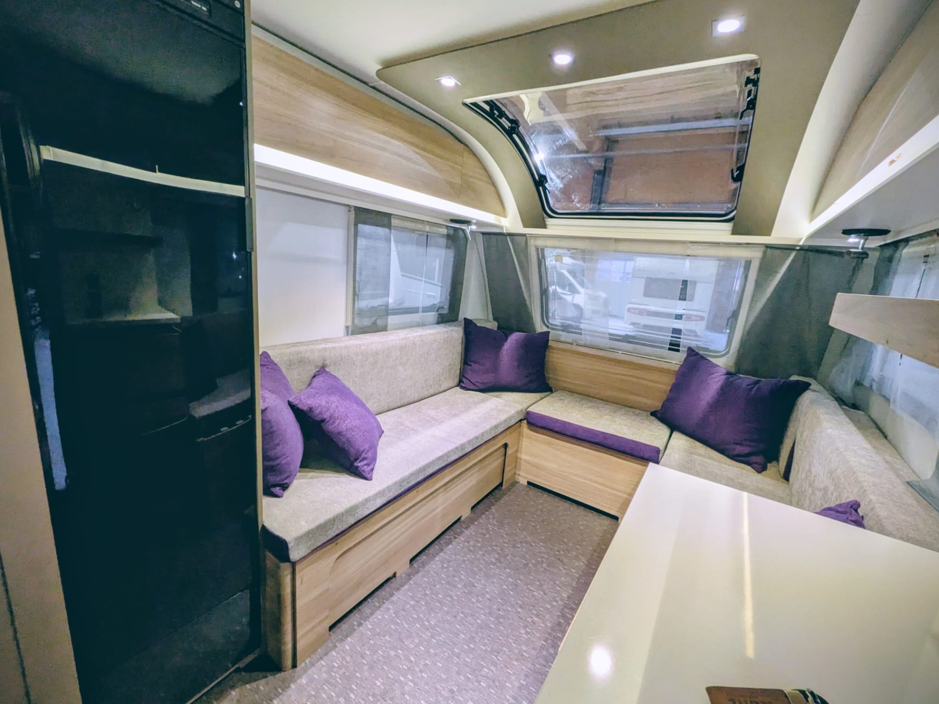 ADRIA Altea 362 XH 4 Four-image-17