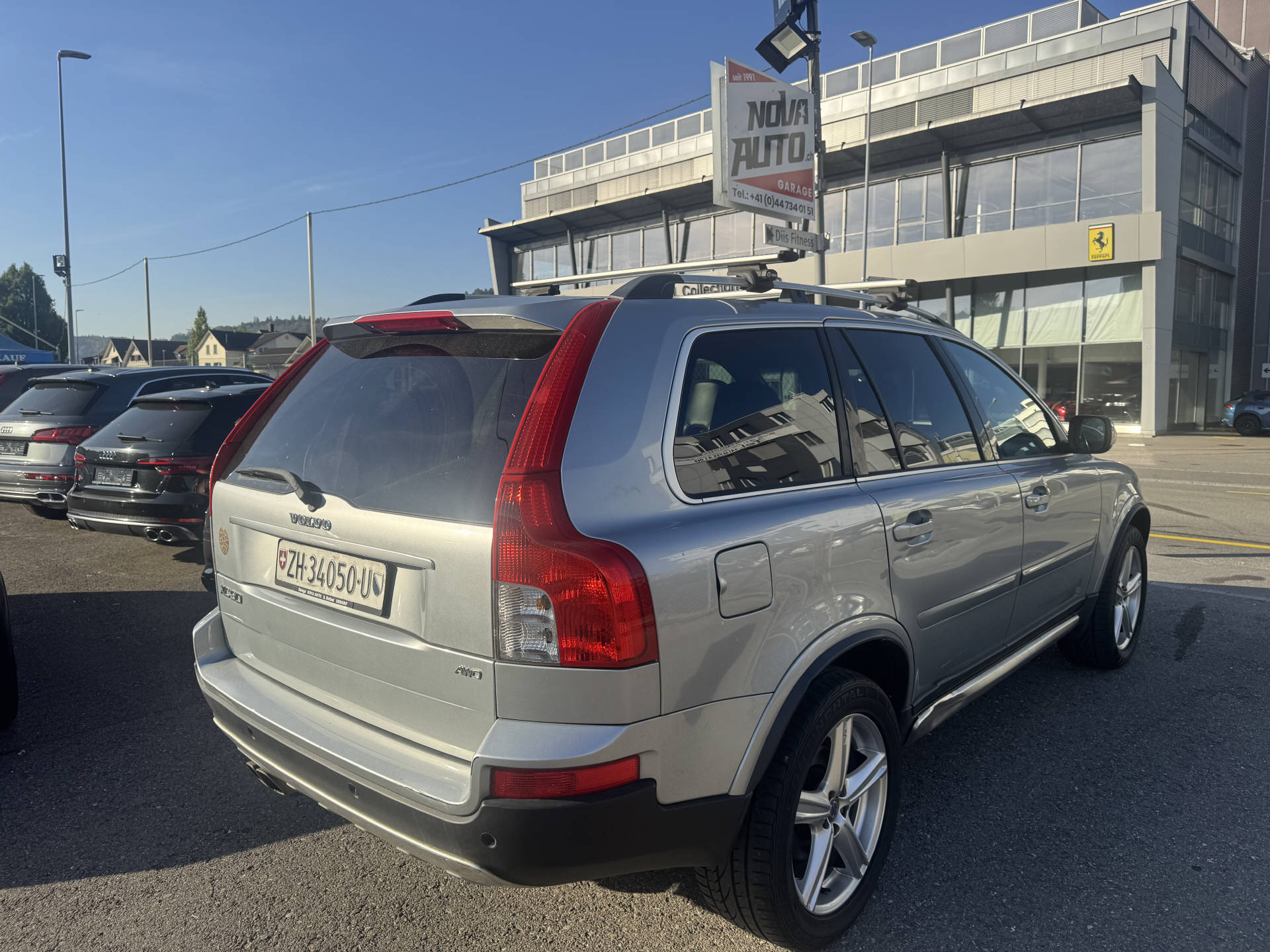 VOLVO XC90 2.4D5 Momentum 7P. AWD-image-3