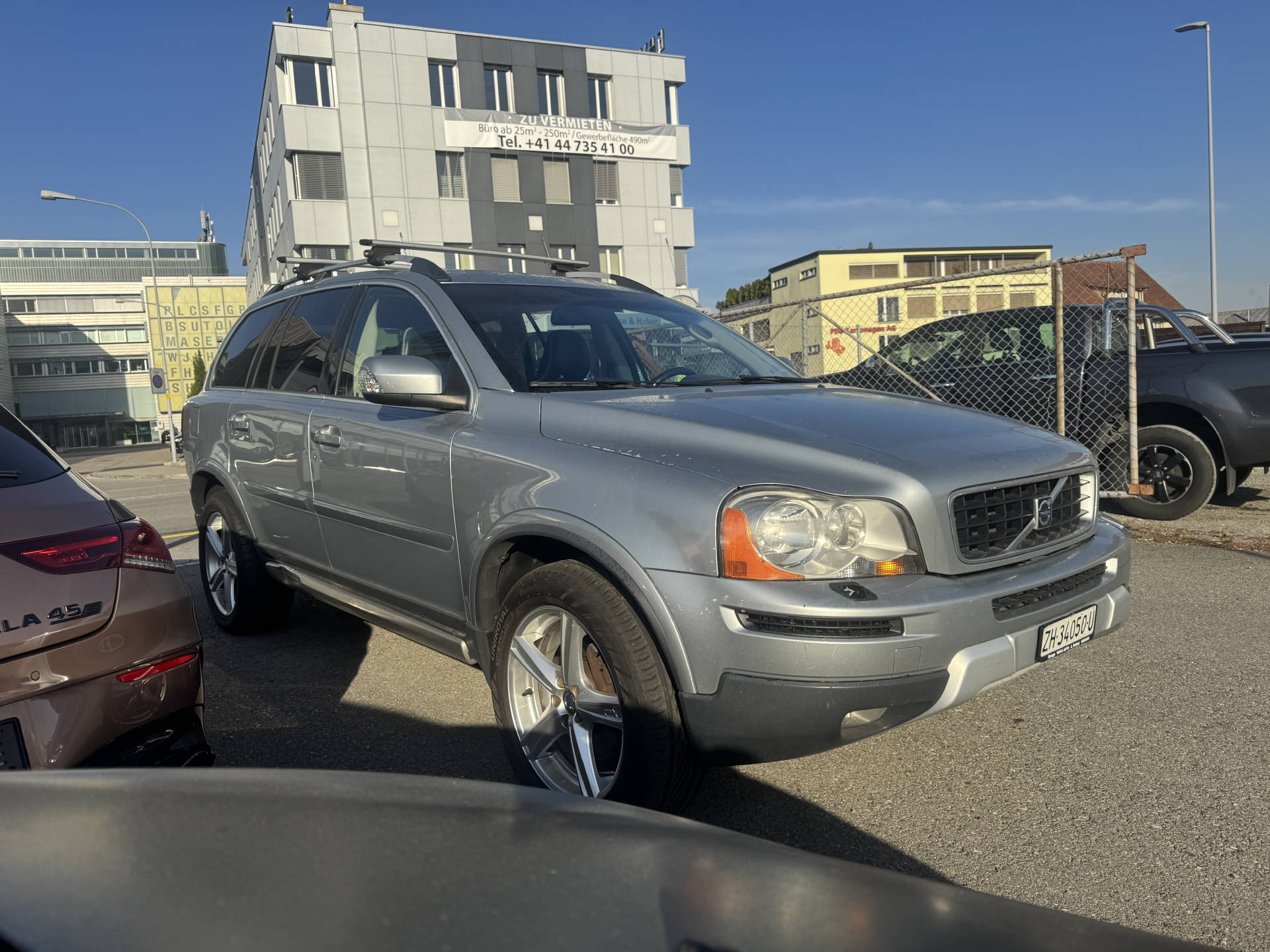 VOLVO XC90 2.4D5 Momentum 7P. AWD-image-2