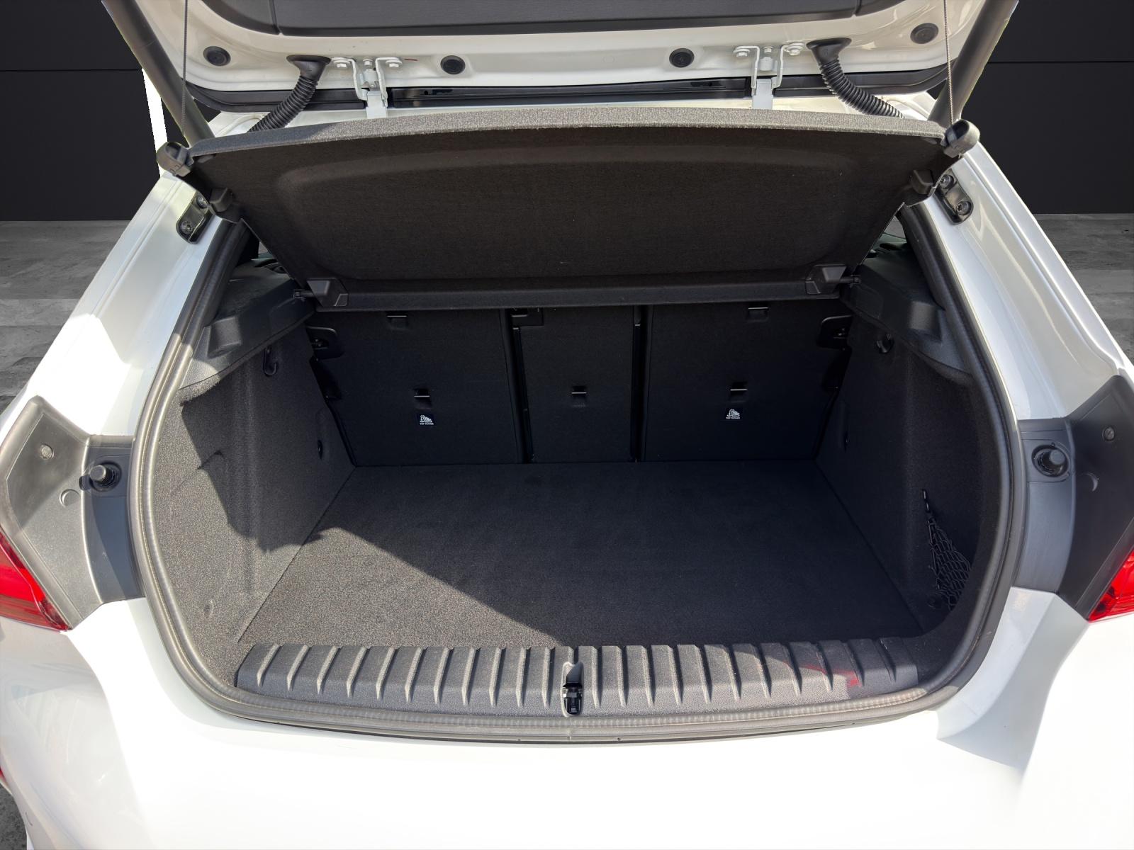 BMW 1er Reihe F40 128ti-image-9